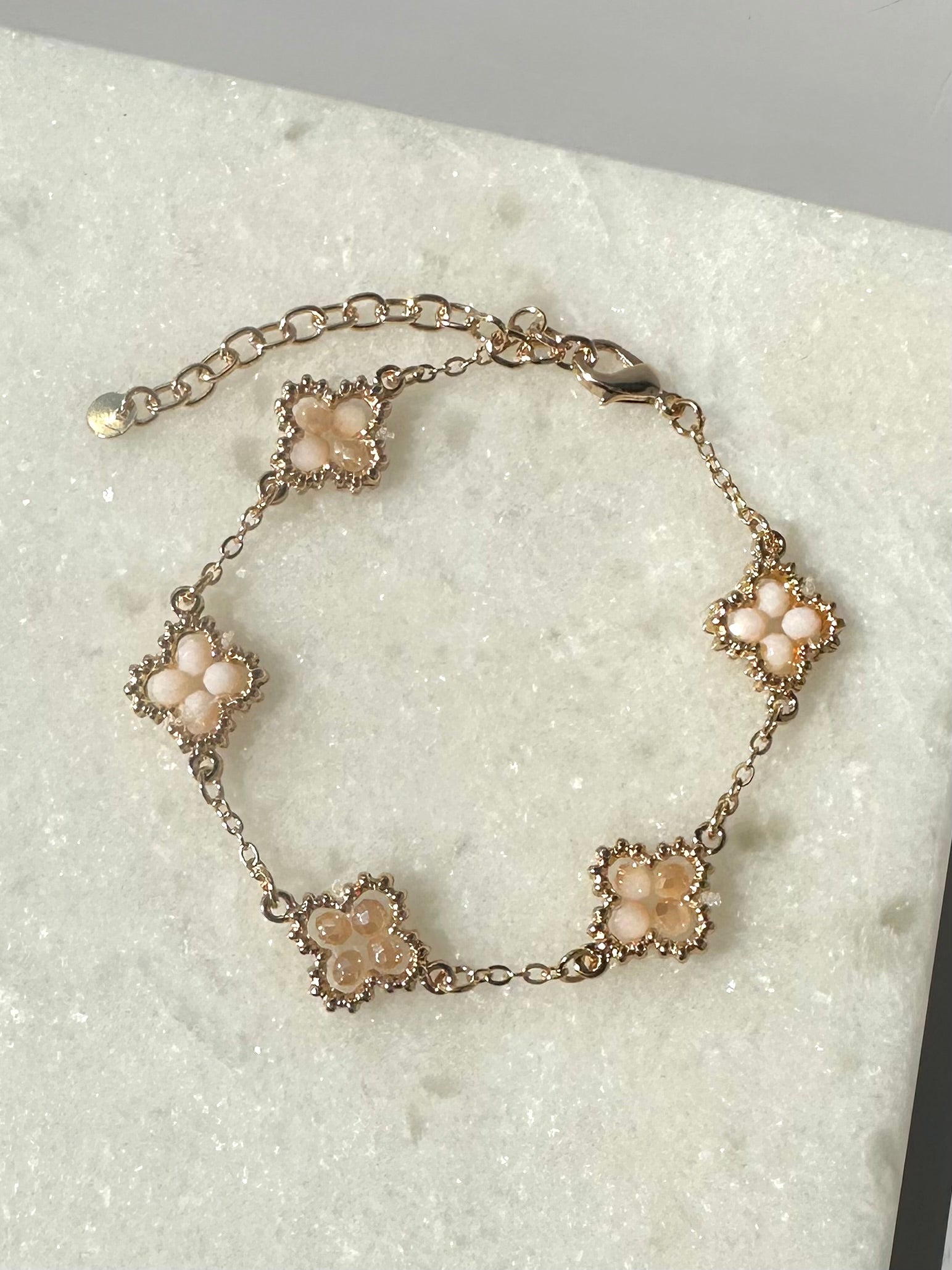 Bowen Clover Bracelet- Natural