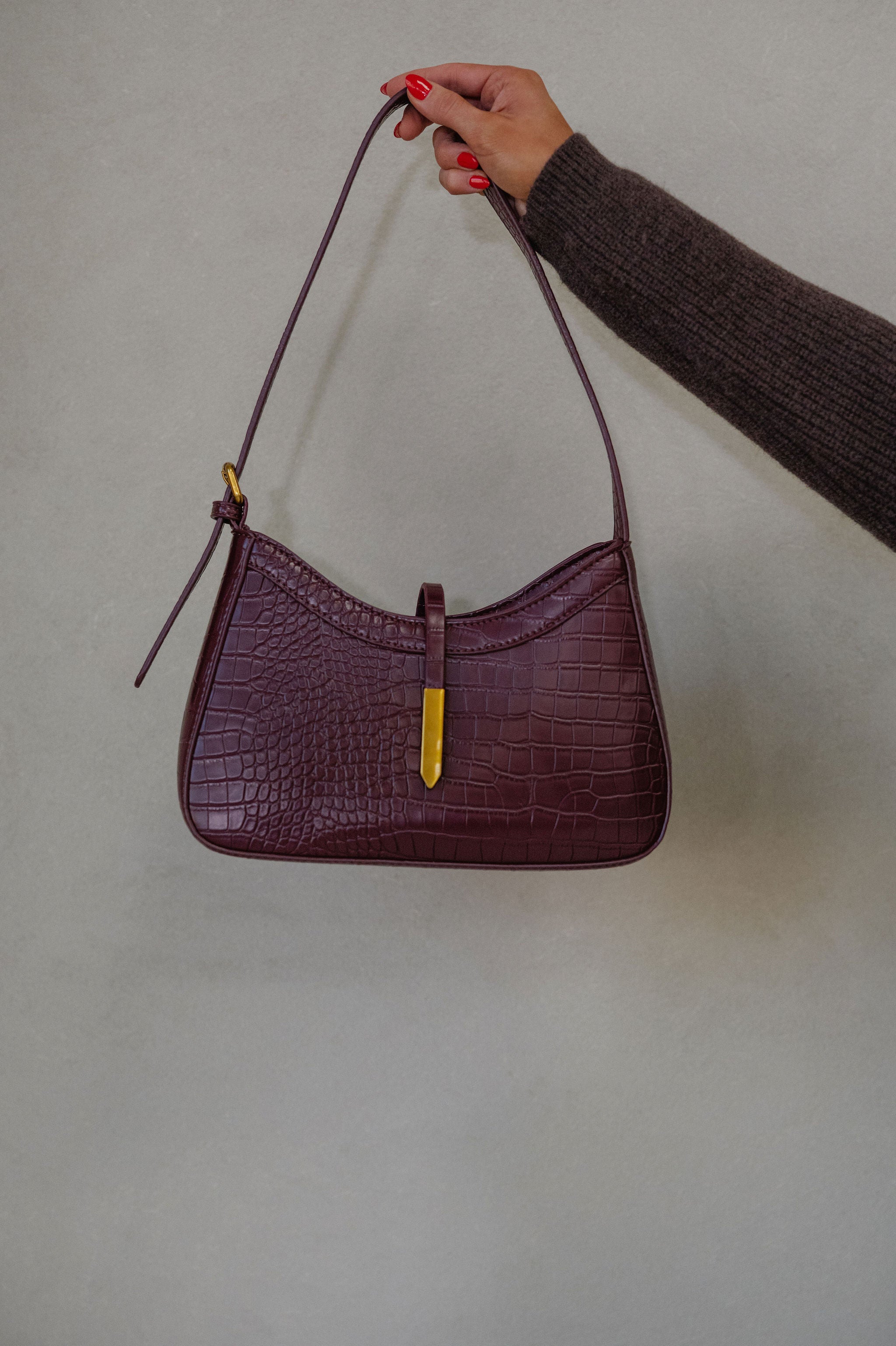 Judith Shoulder Bag-Wine