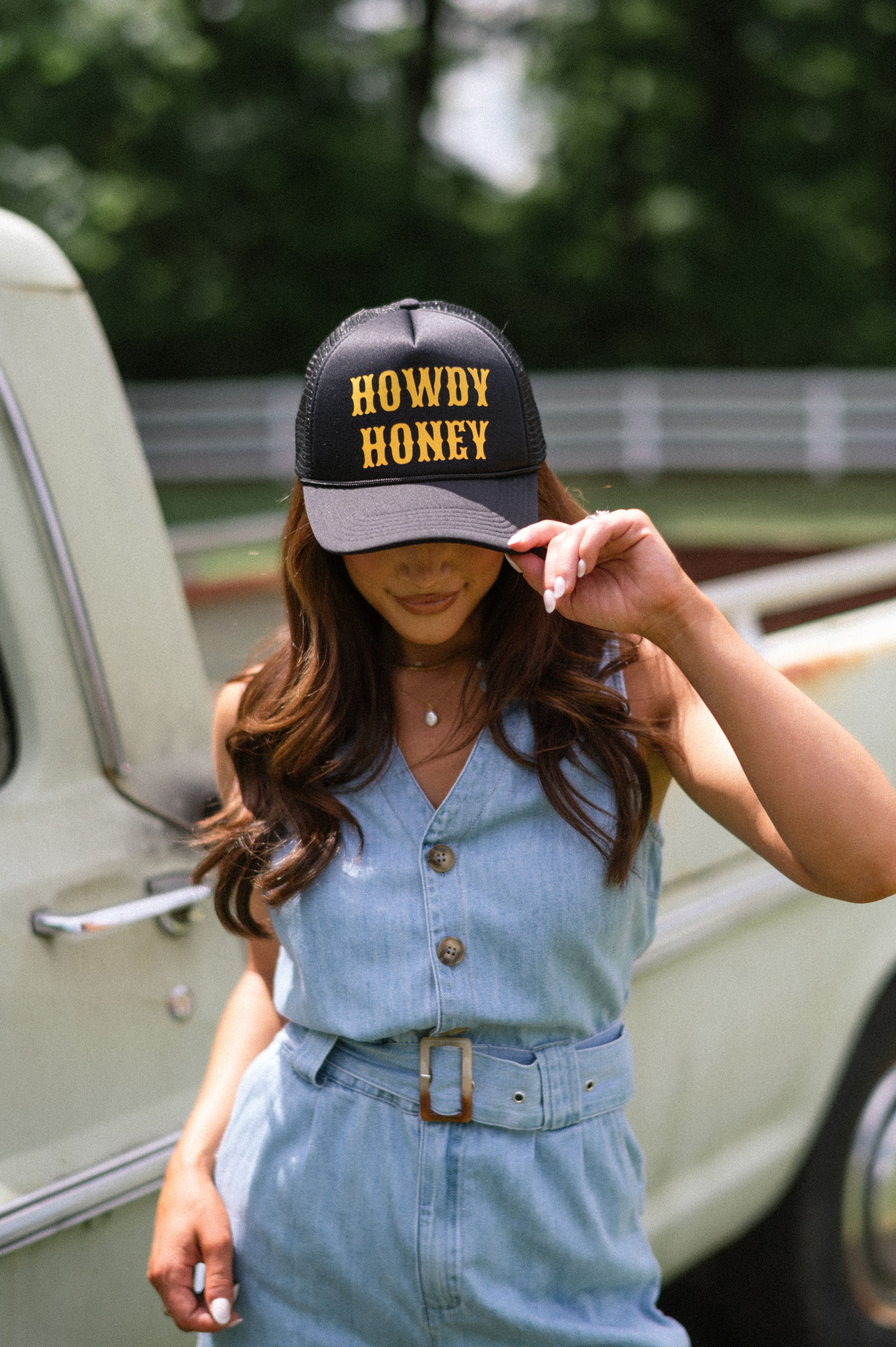 "Howdy Honey" Trucker Hat