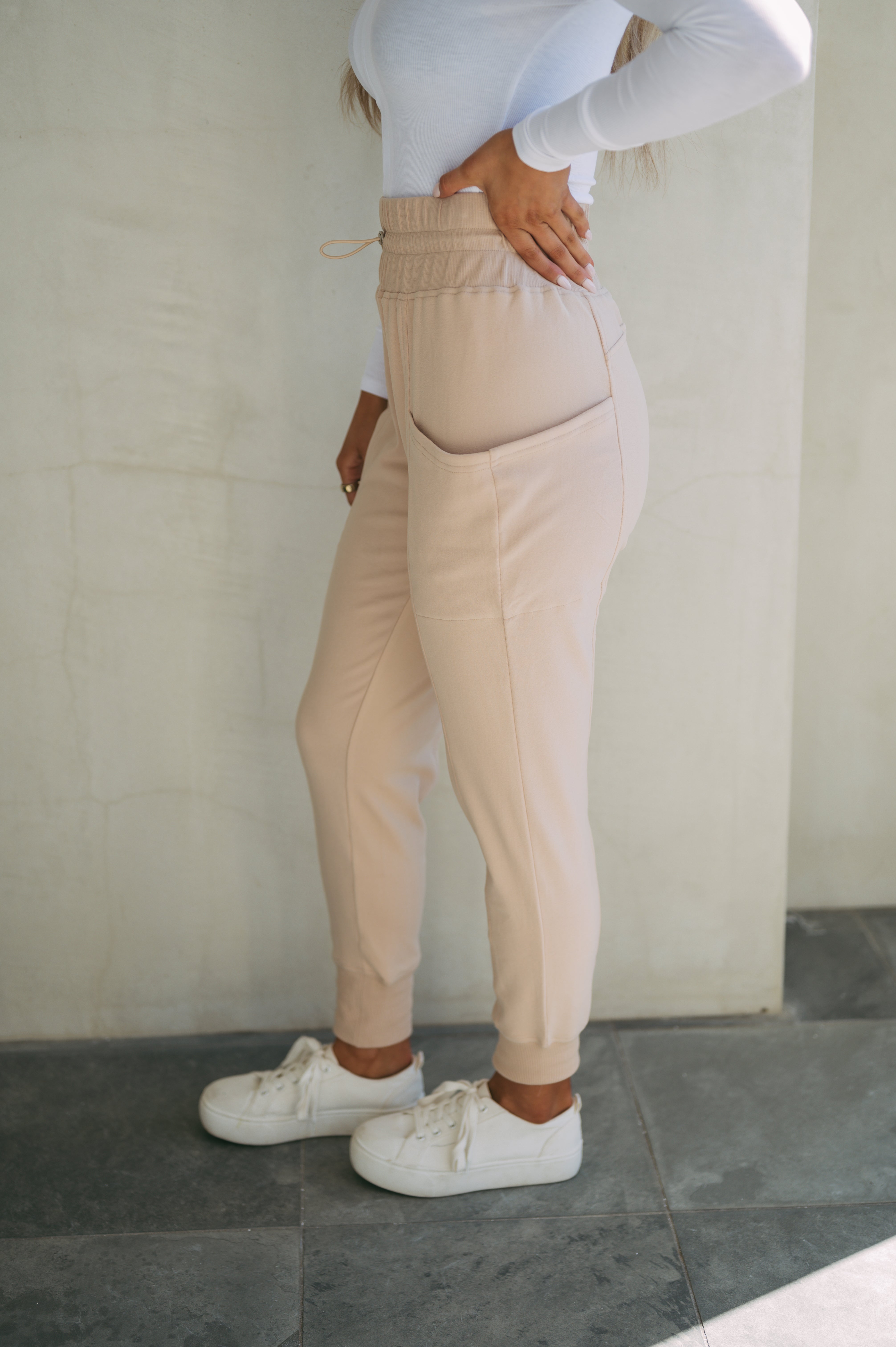 Alex Pocketed Joggers- Taupe