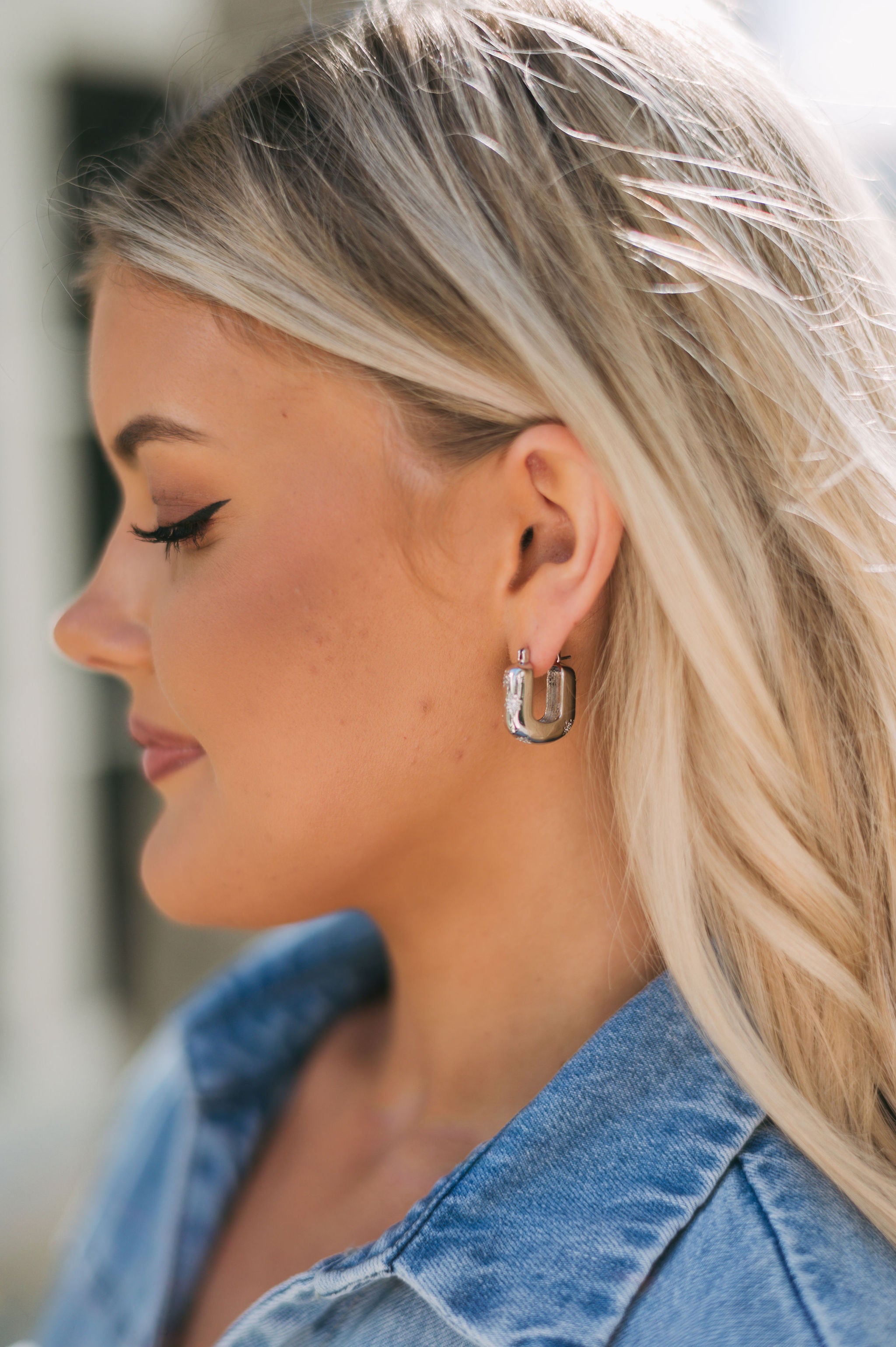 Detailed Chunky Hoops- Silver