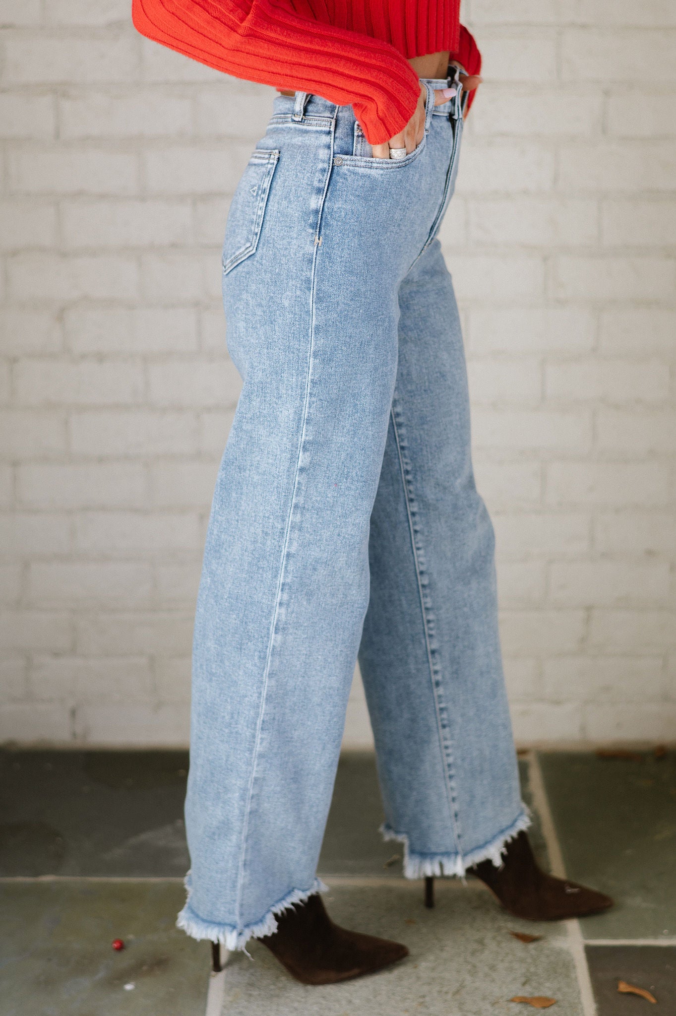 Logan Dad Jeans- Medium Wash