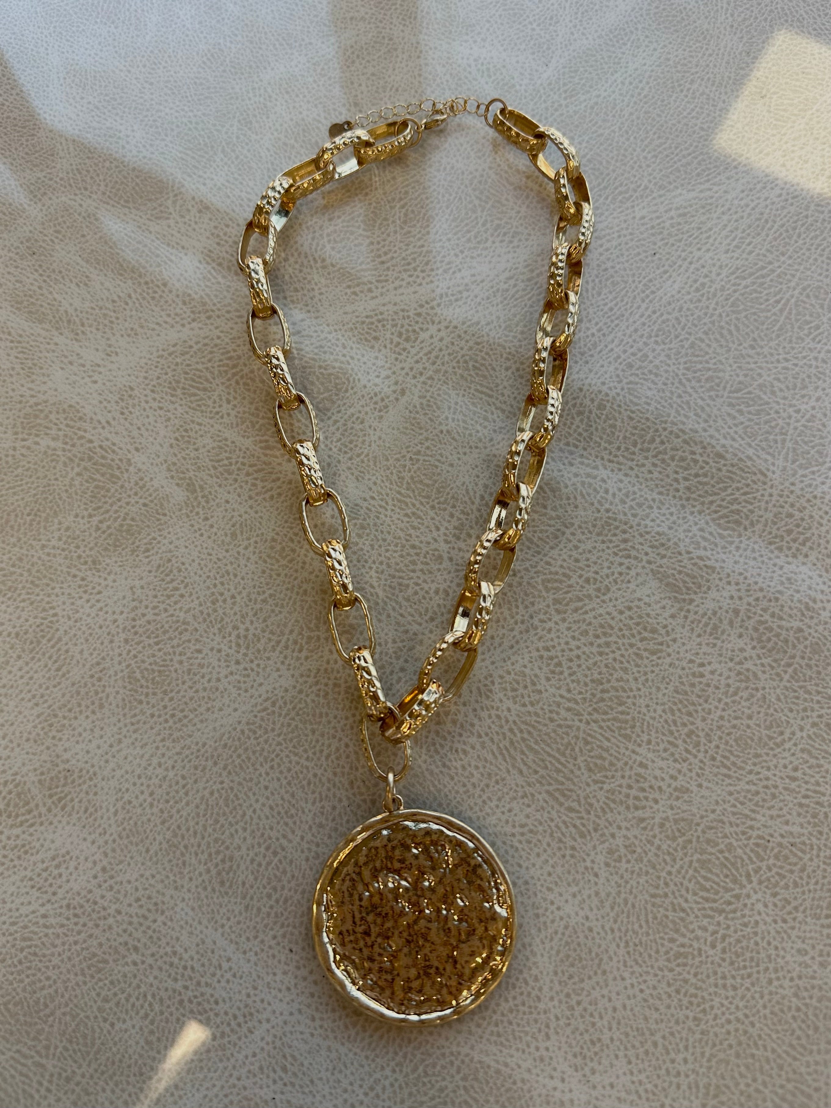 Ophelia Pendant Necklace