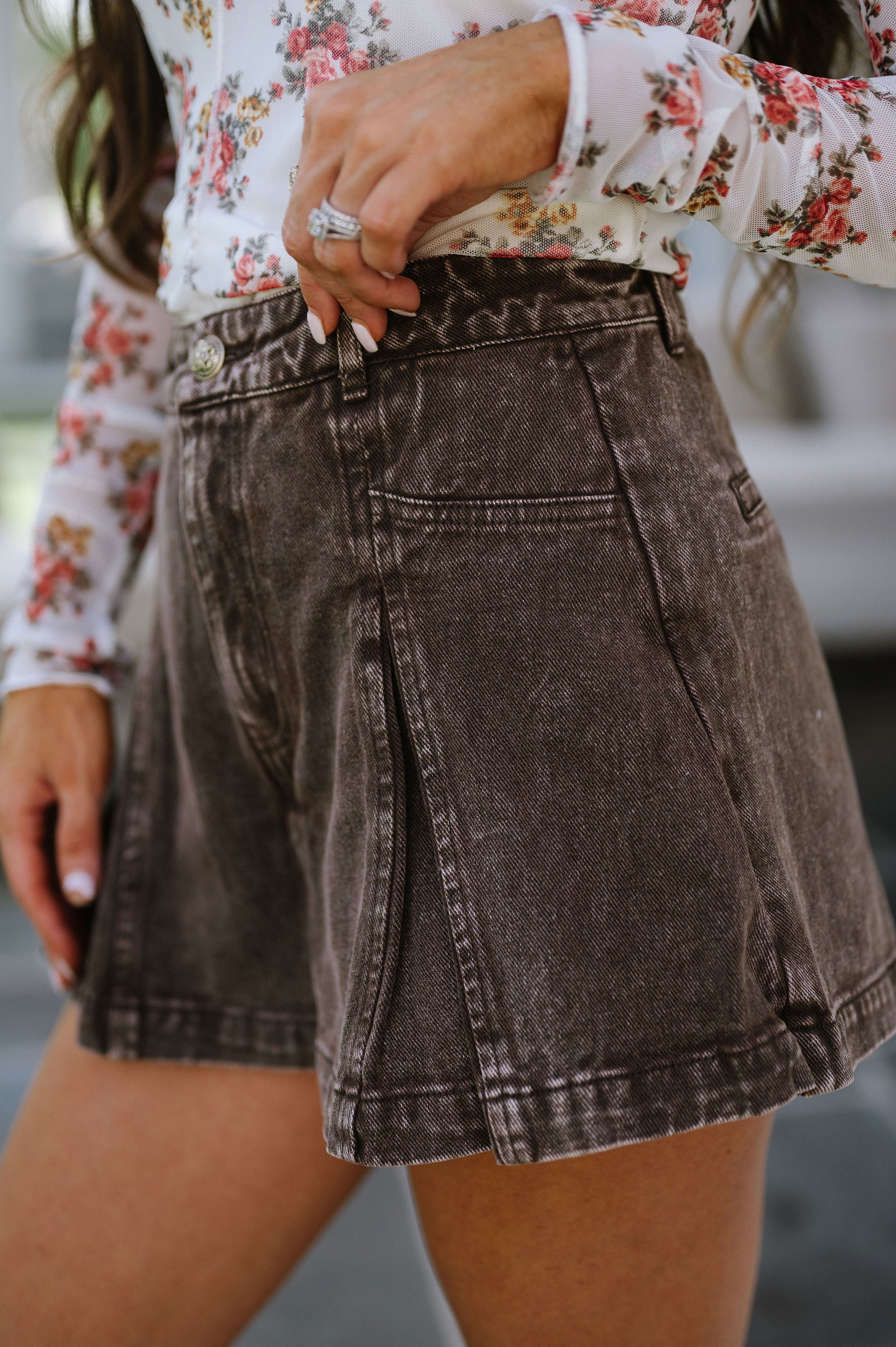 PREORDER / Paige Washed Denim Skirt- Brown PREORDER 11/16