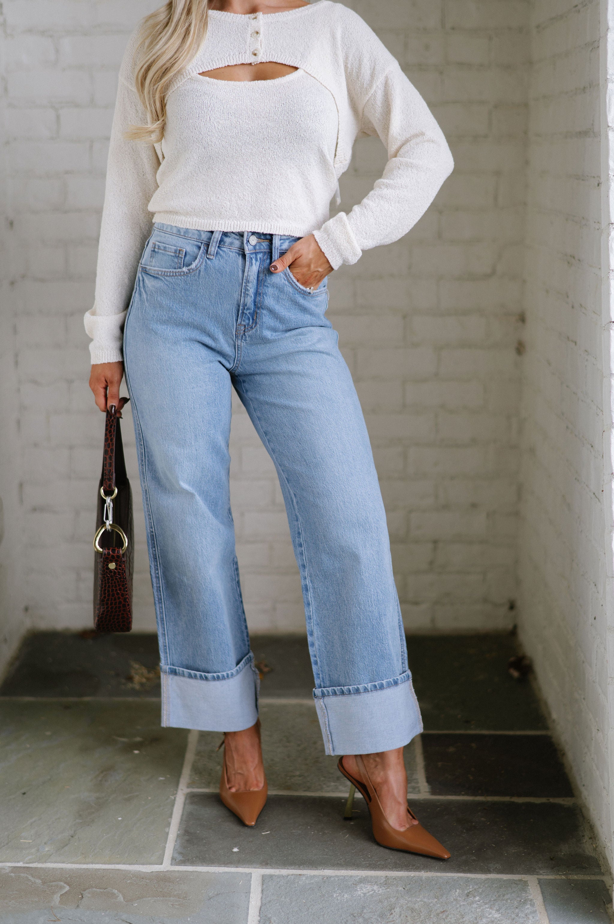 Cuffed Baggy Straight Jeans-Light Wash