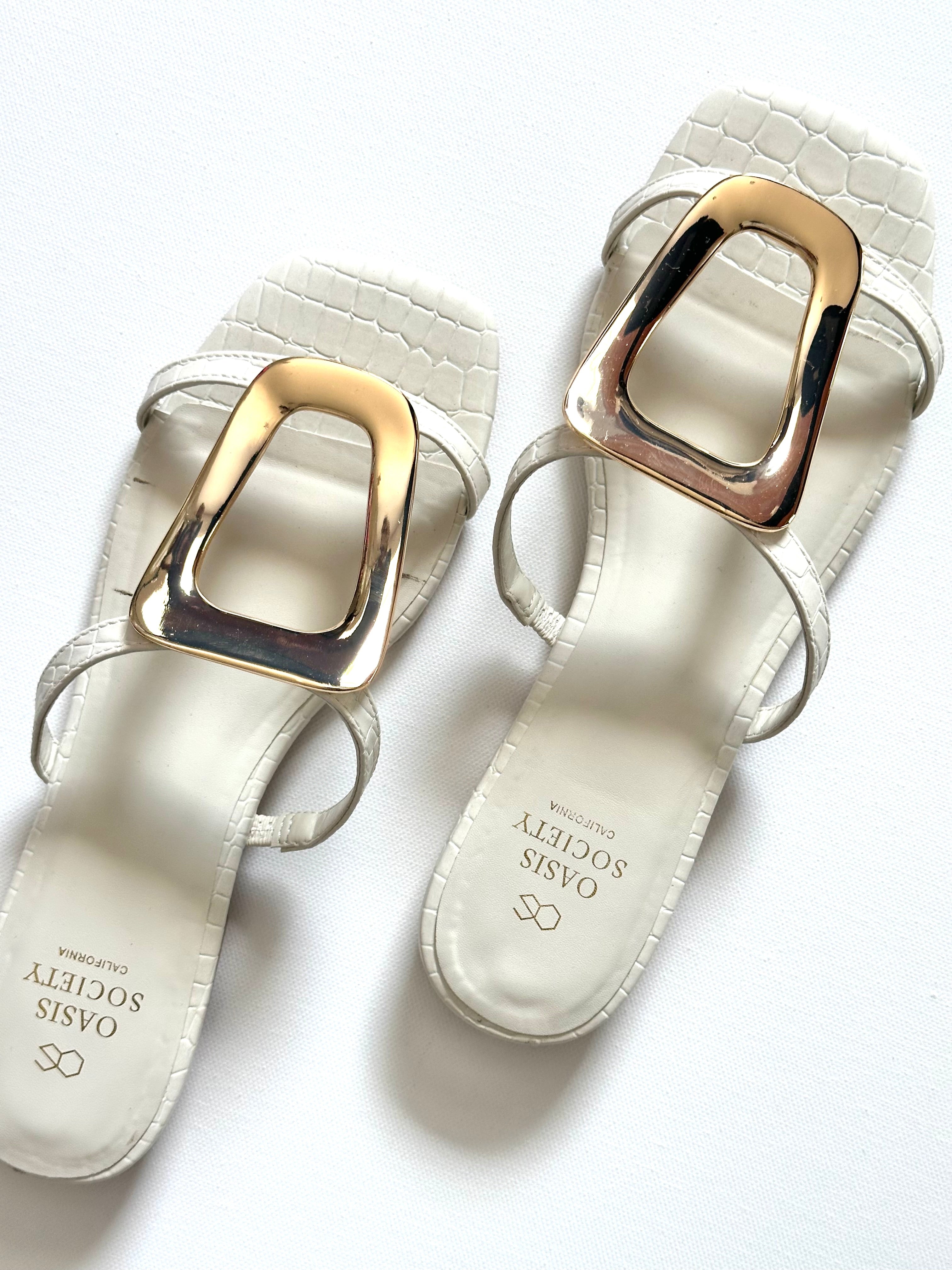 Amiyah Sandals-White