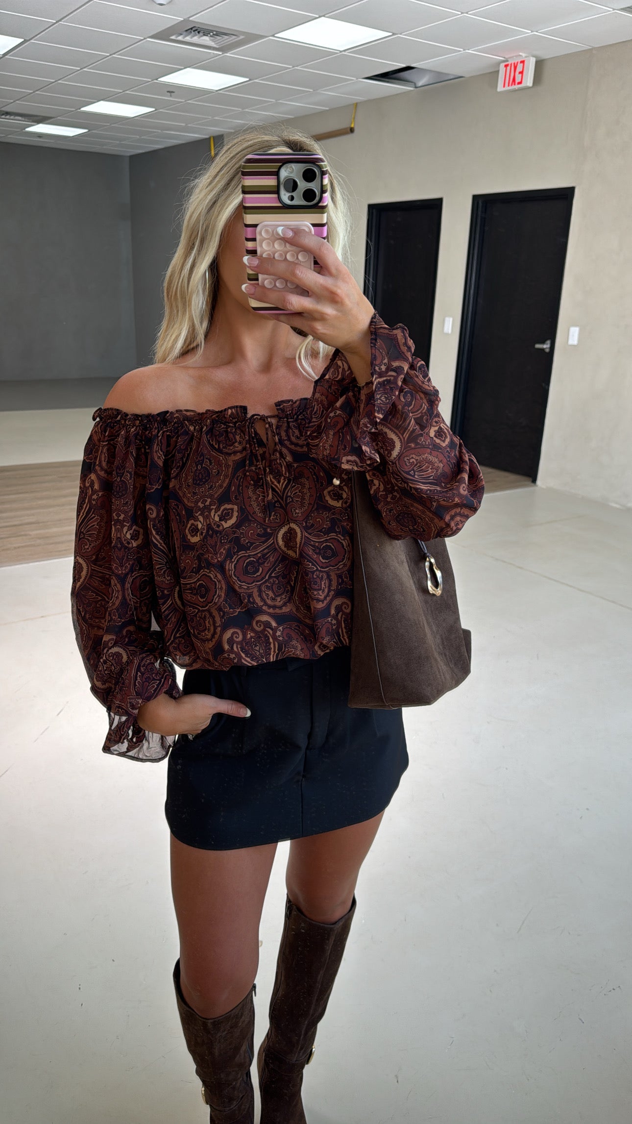 Halle Ruffle Top- Brown Multi