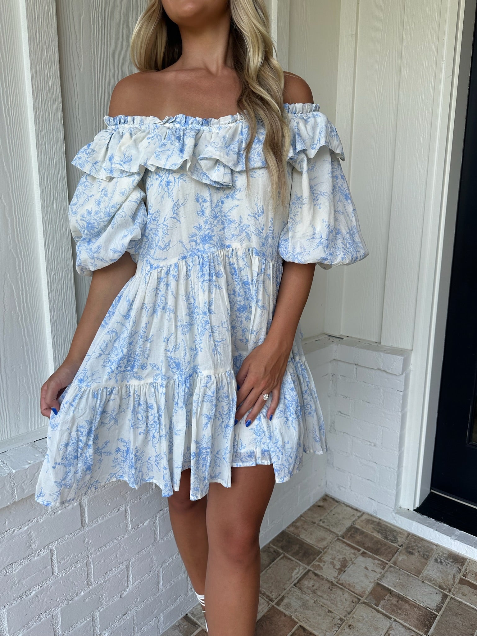 Ruffle Neck Mini Dress-Off White/Blue