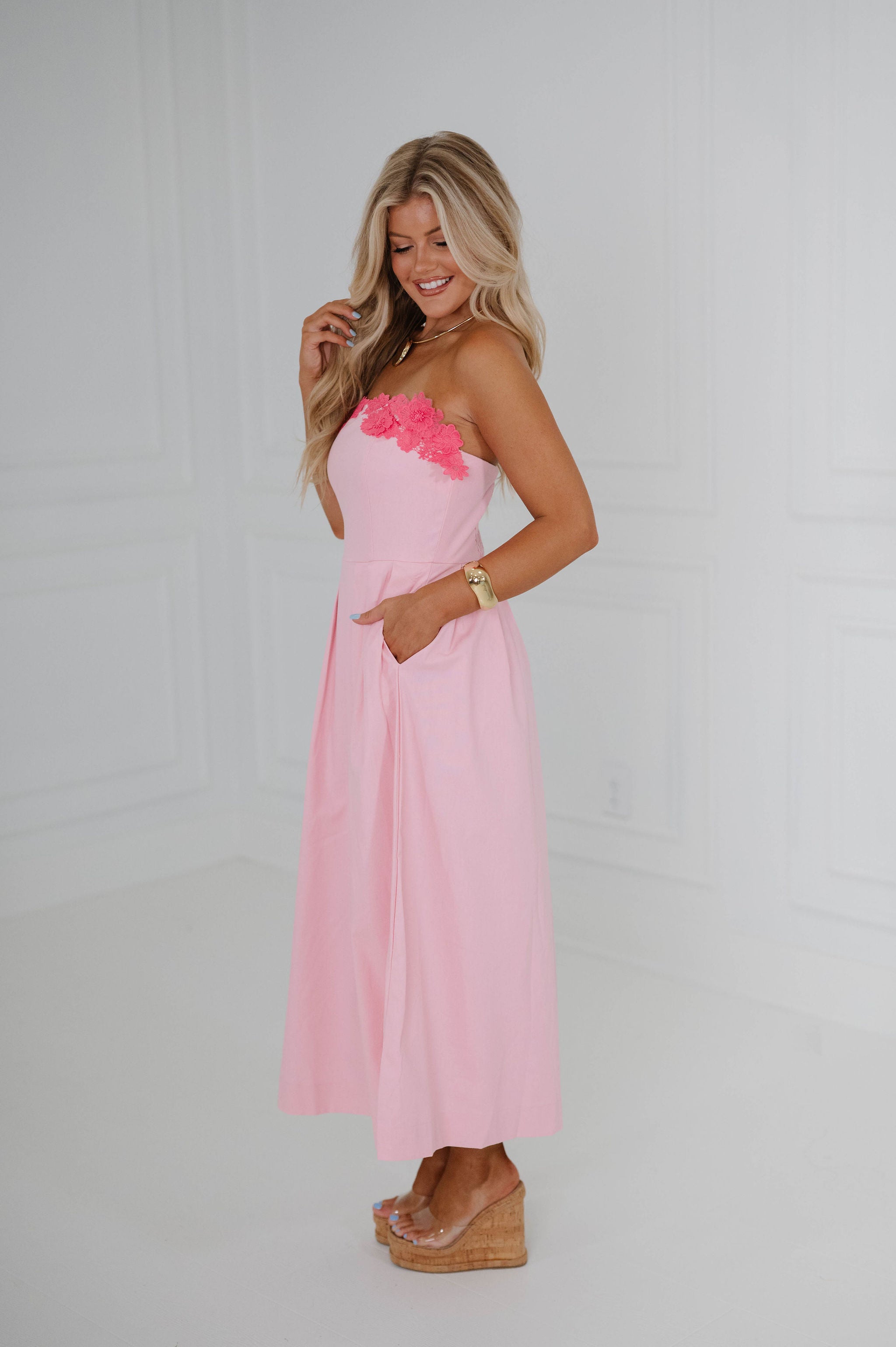 Jane Strapless Embroidered Detail Midi Dress-Pink