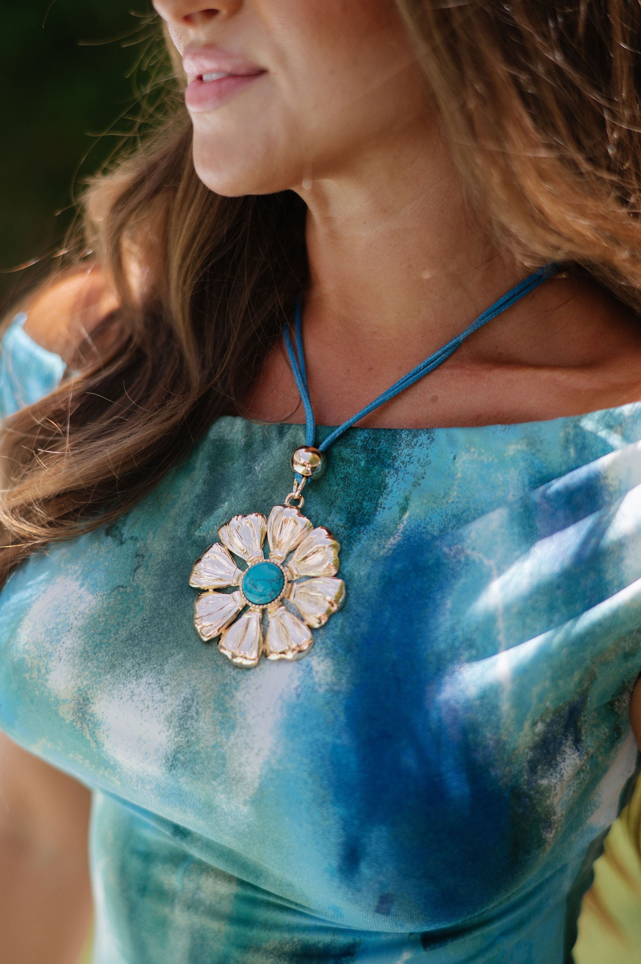 Tropical Floral Pendent Necklace