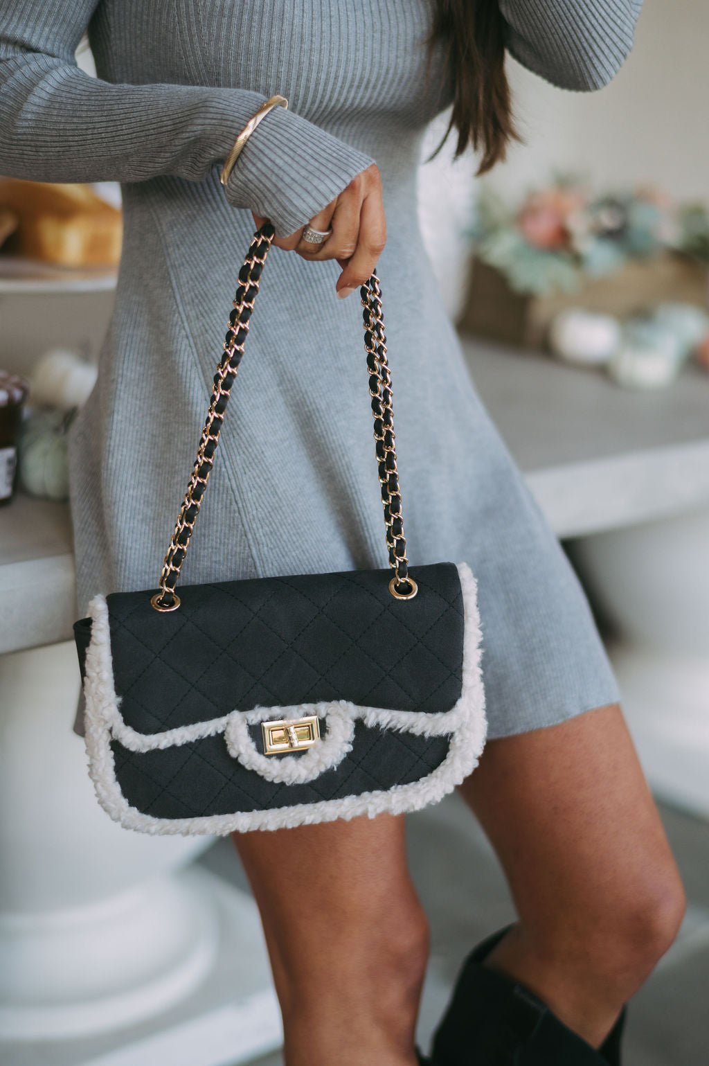 Beís Black Sherpa Shoulder Bag