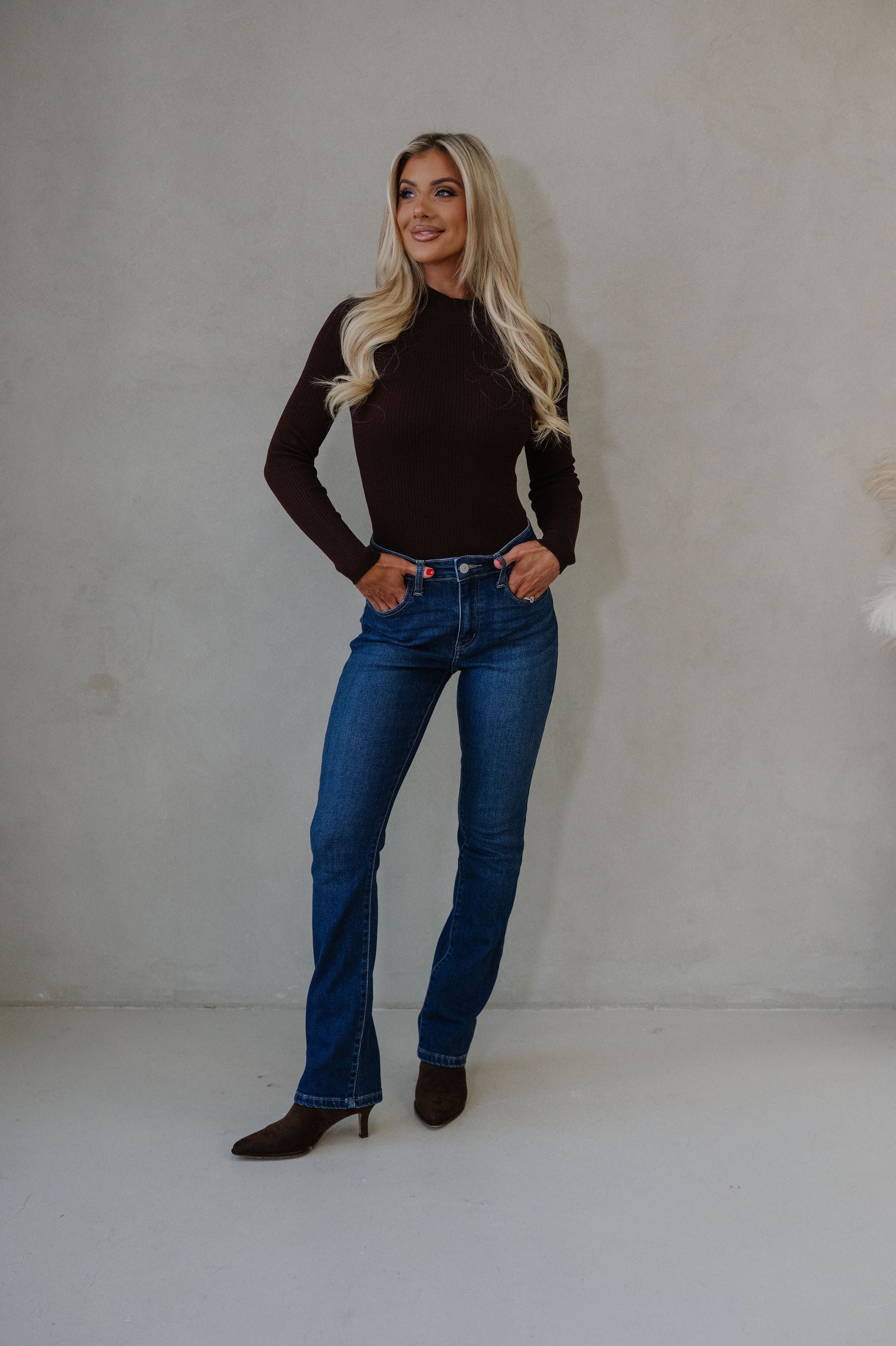 Jovie Bootcut Jeans-Dark