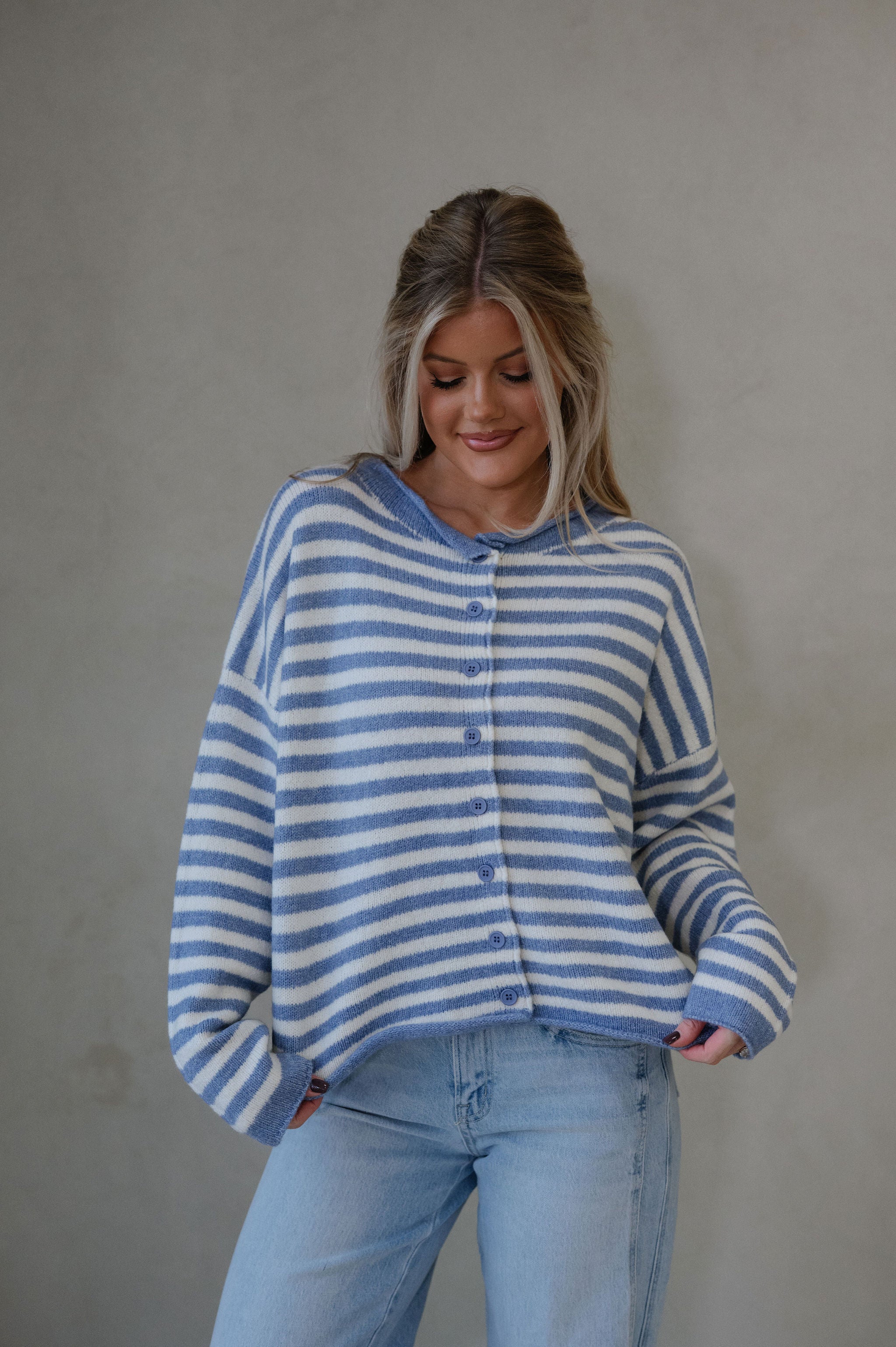 Kelsey Cardigan-Blue/Ivory