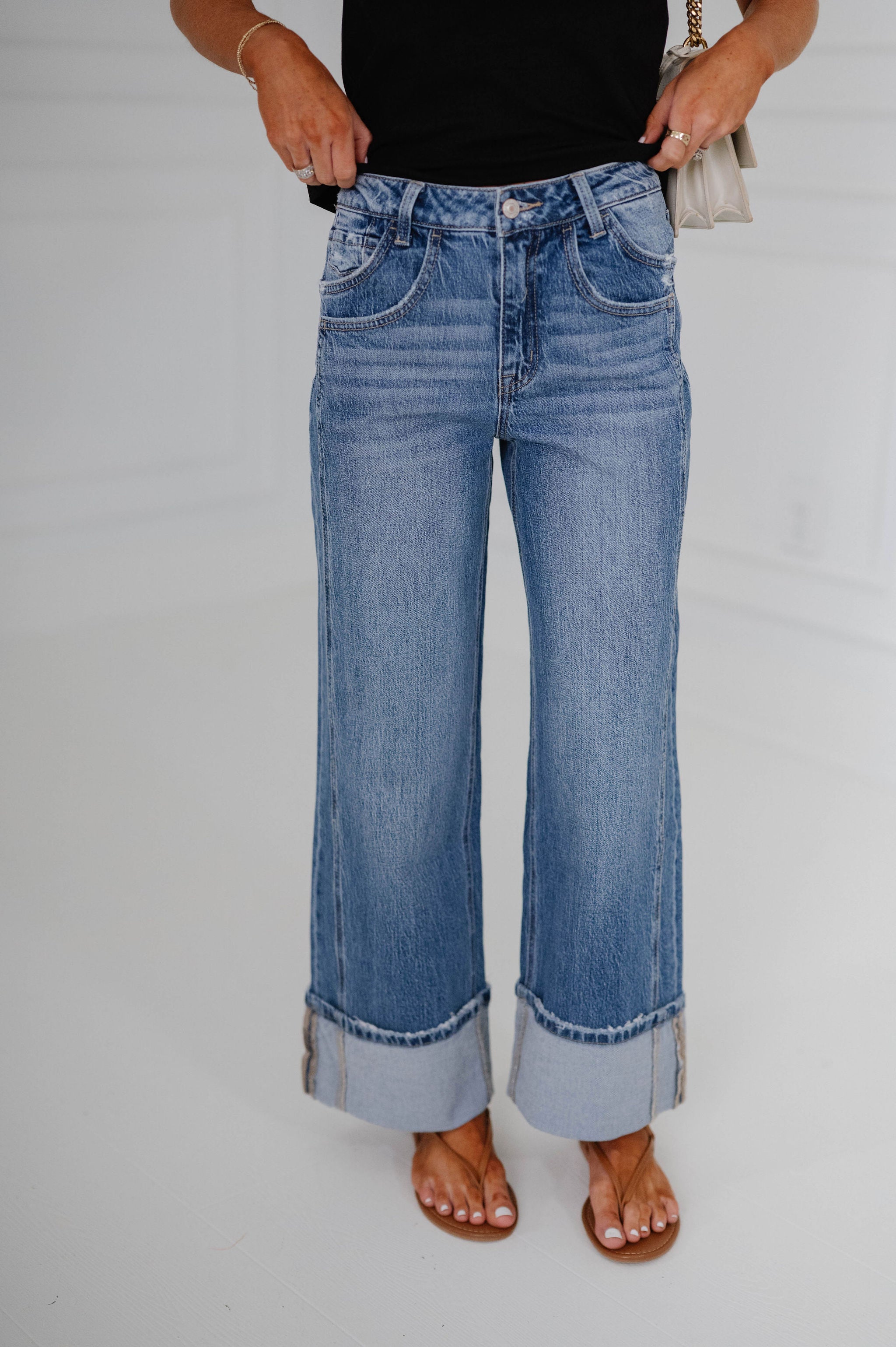 Faye High Rise Cuffed Baggy Wide Jeans