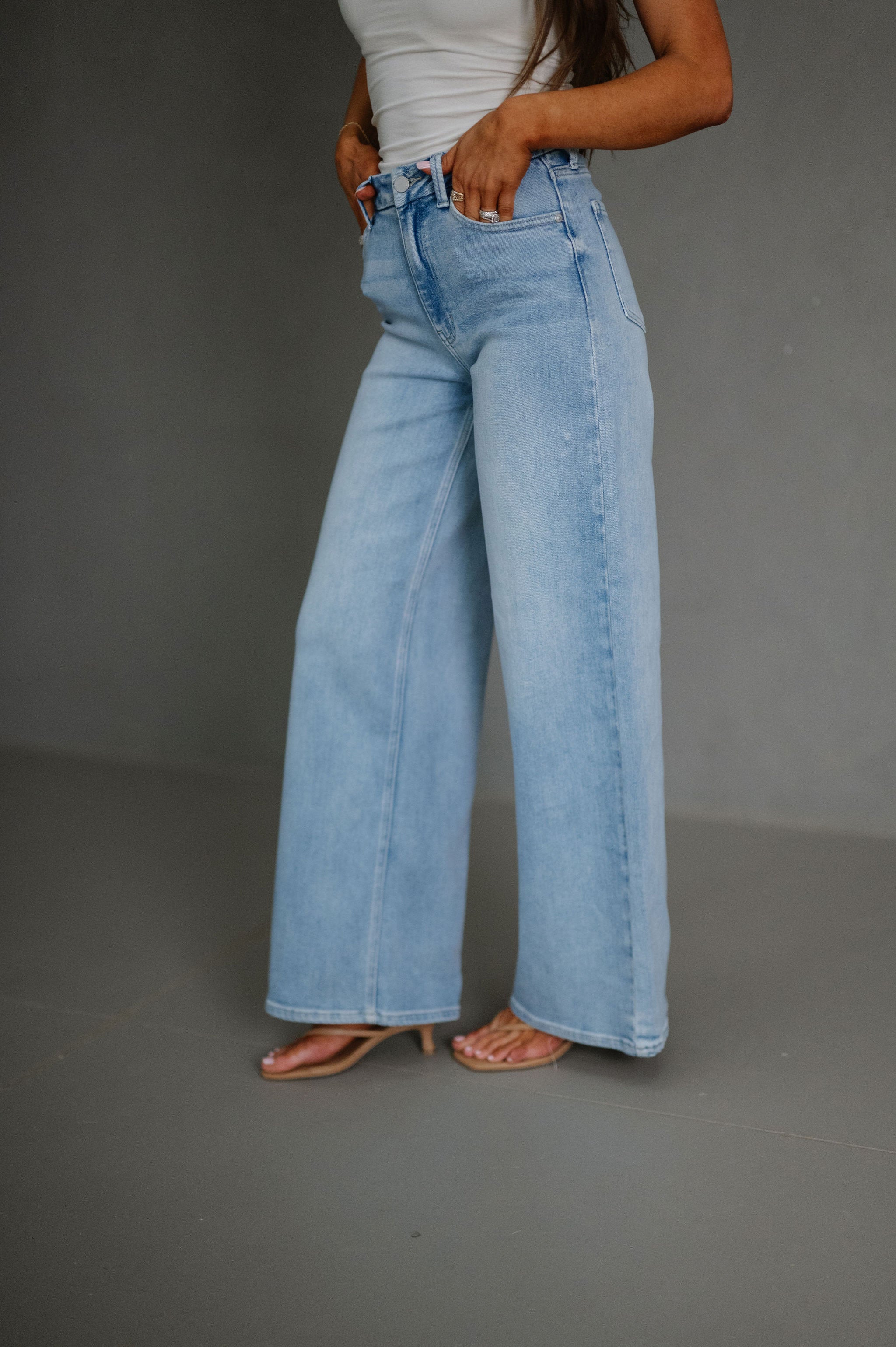 Poppy Wide Leg Jeans-Light Denim