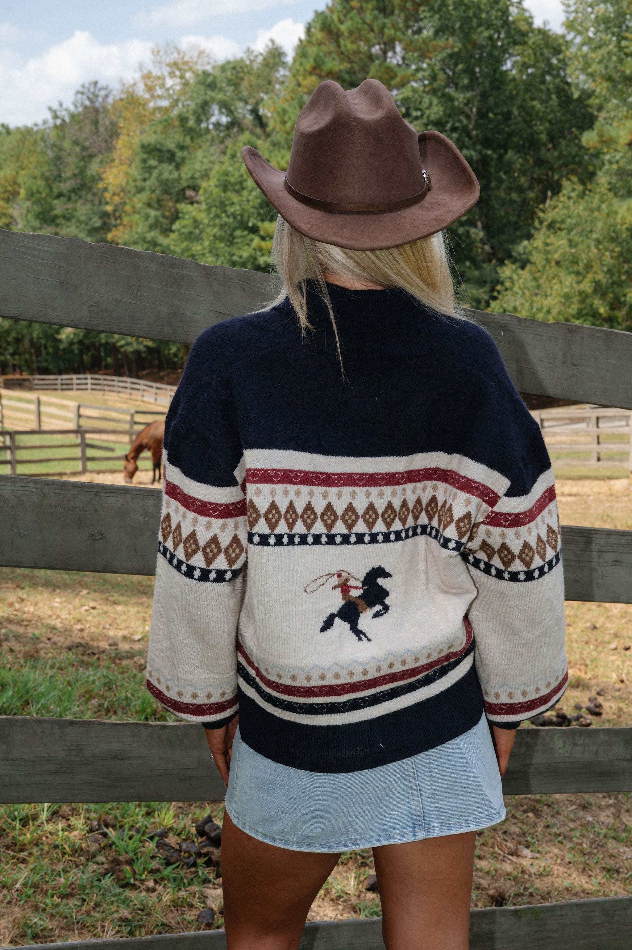 Horse Motif Sweater Cardigan-Cream Multi