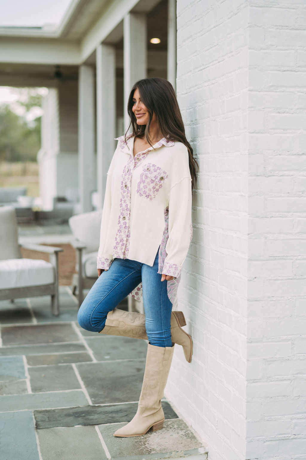 Relaxed Floral Lace Contrasted Top
