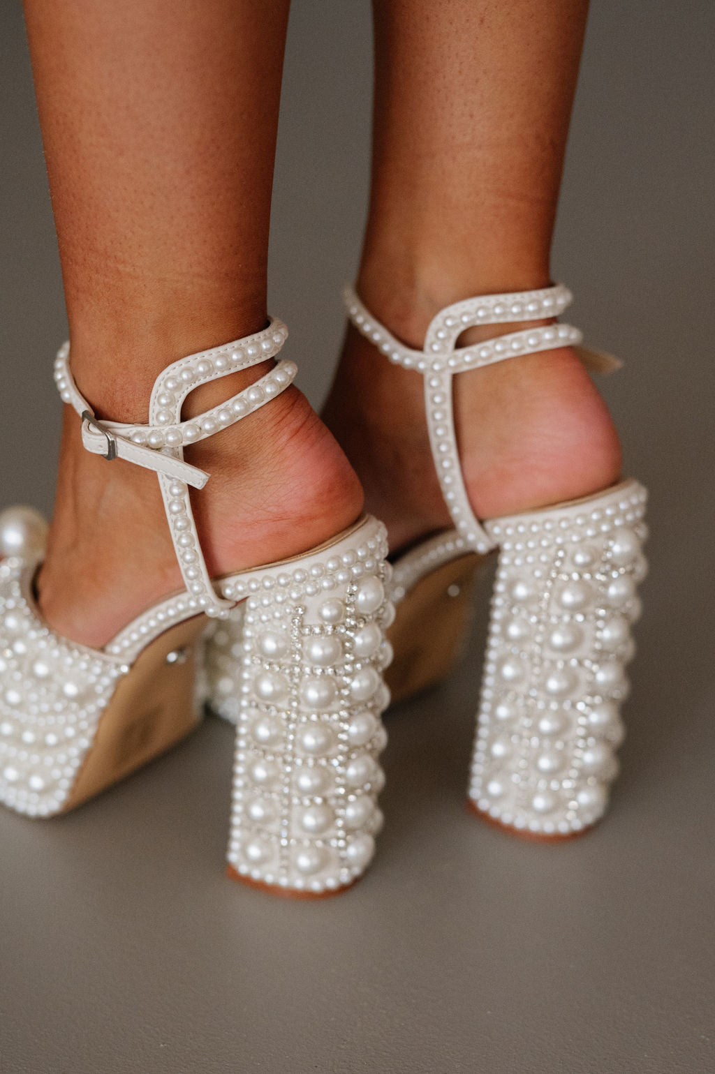 Astrella Heels-Off White