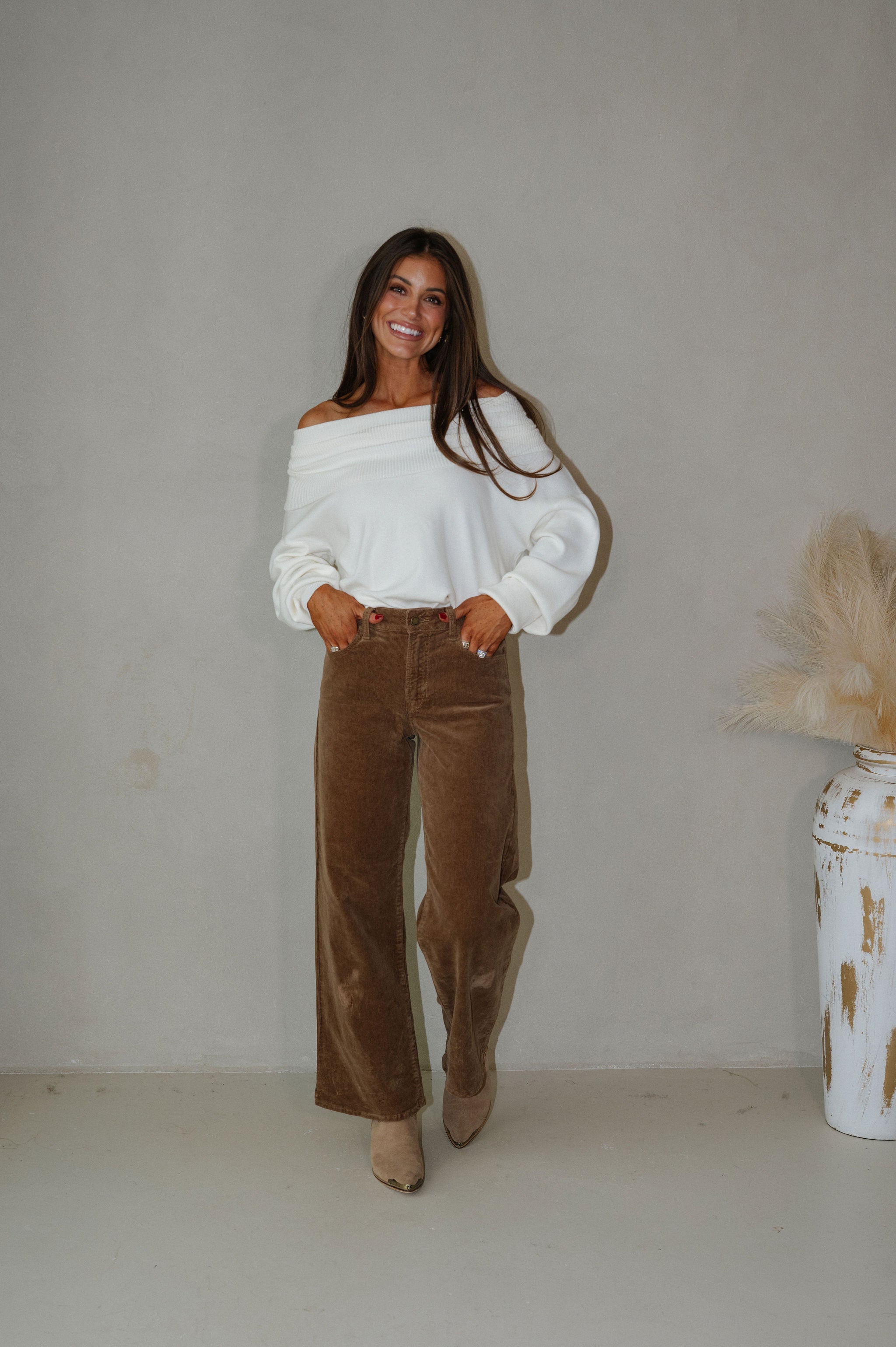 Lilly Corduroy Pants-Dark Khaki