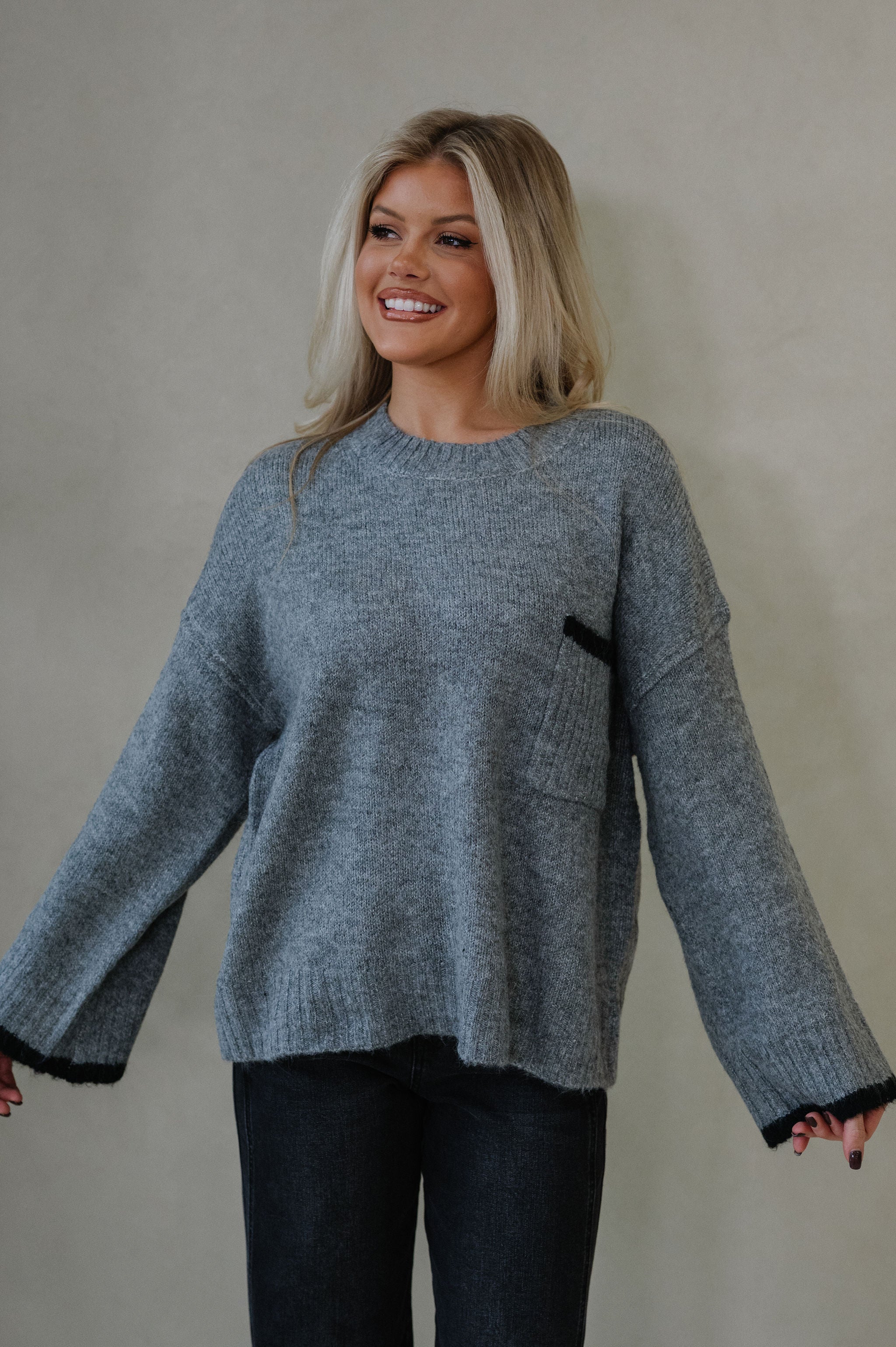 Crewneck Oversized Knit Sweater-Grey