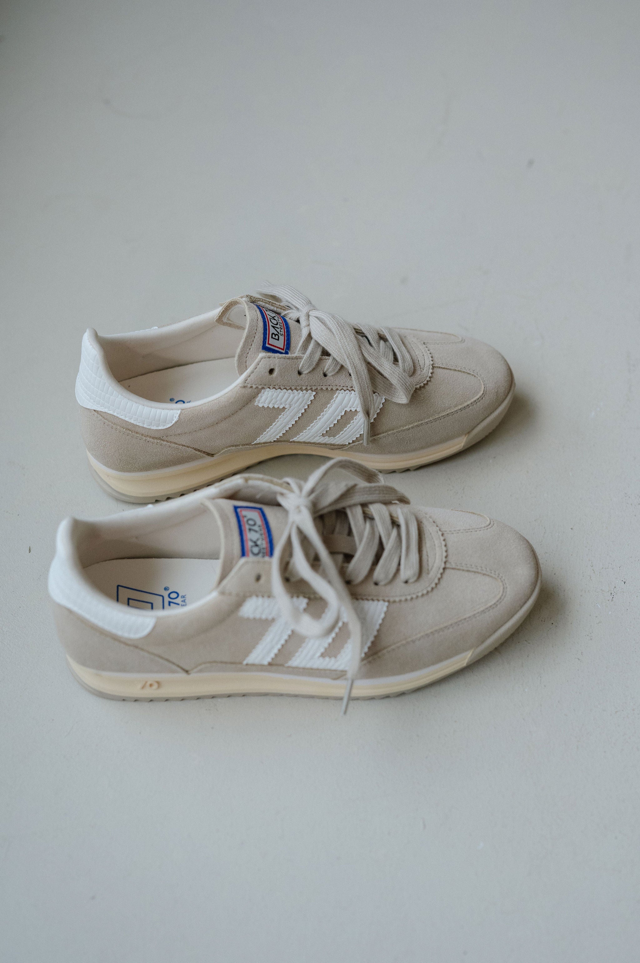 Barkley Strike Sneakers-Sand//BACK70