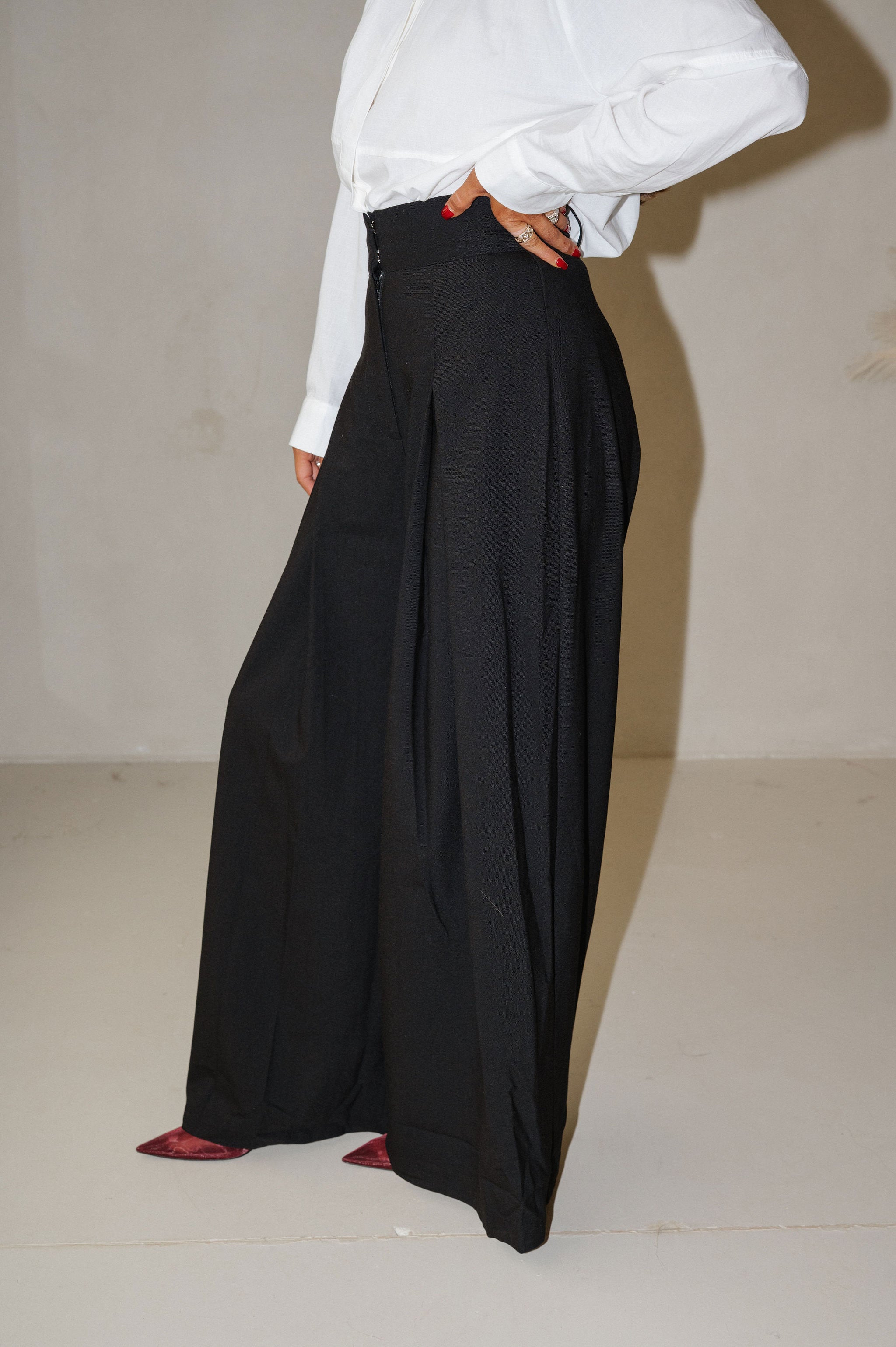 High Waisted Wide Leg Trousers-Black