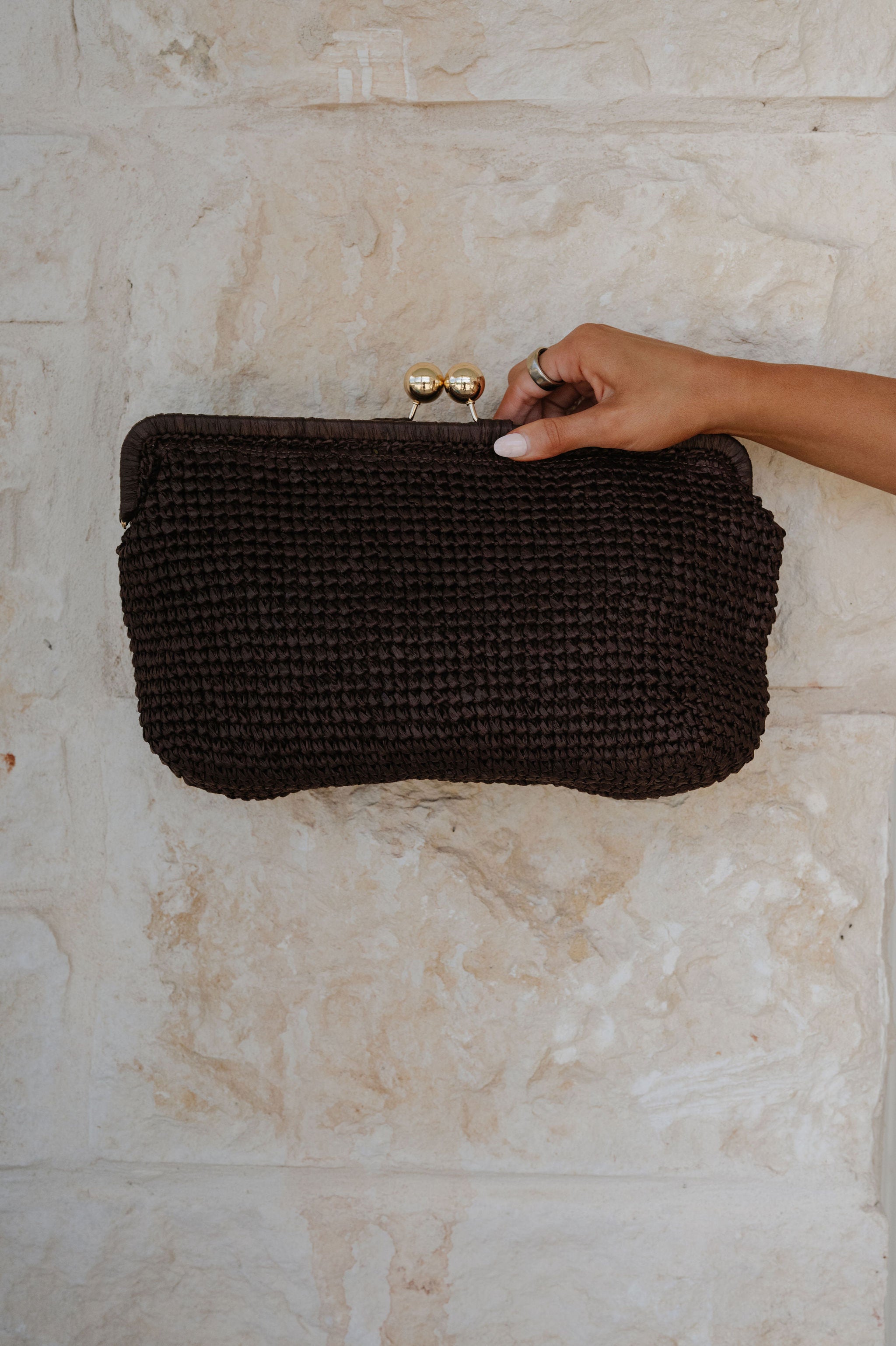 Nonna Straw Clutch-Chocolate