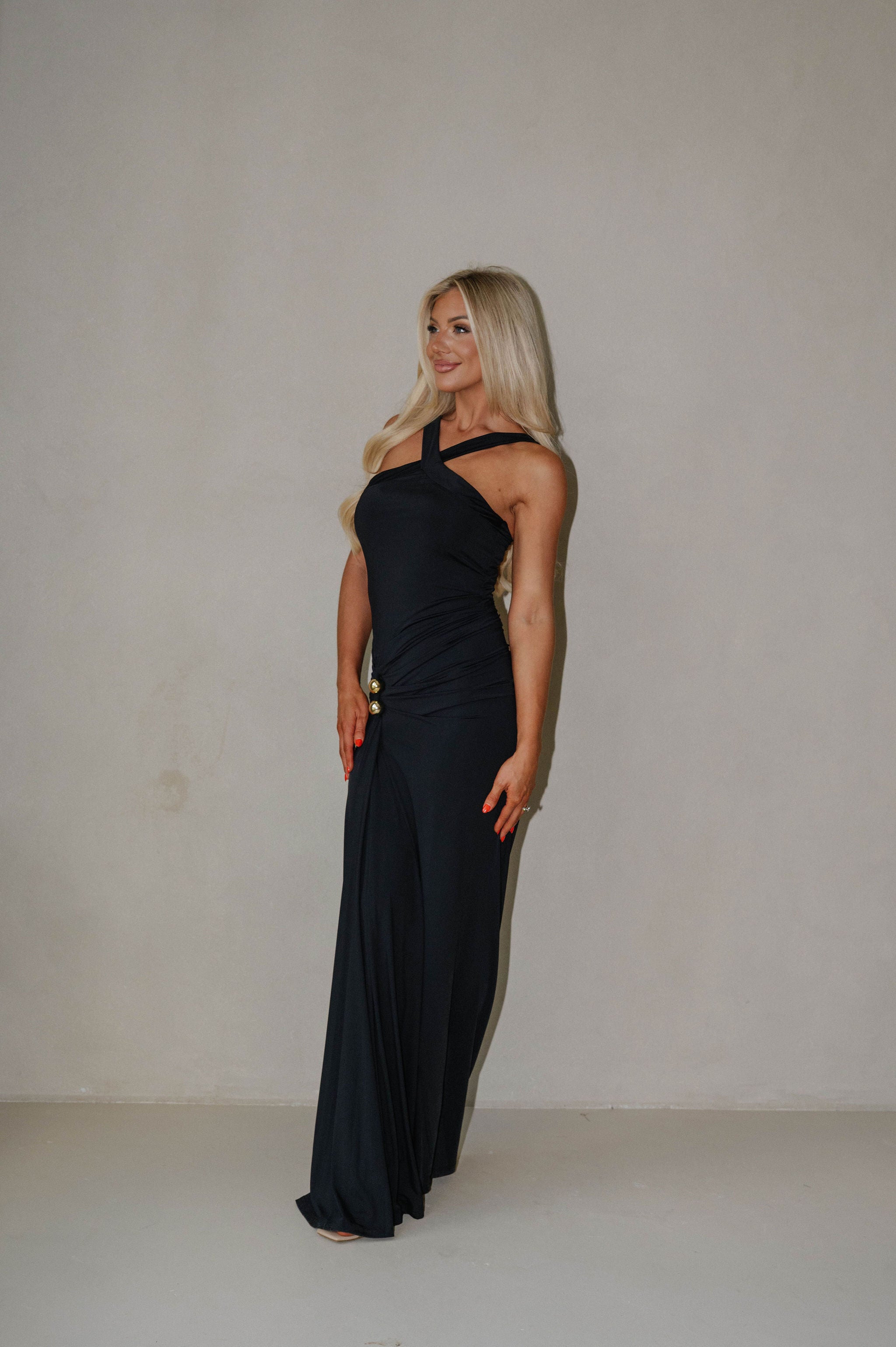 Tia Halter Dress- Black