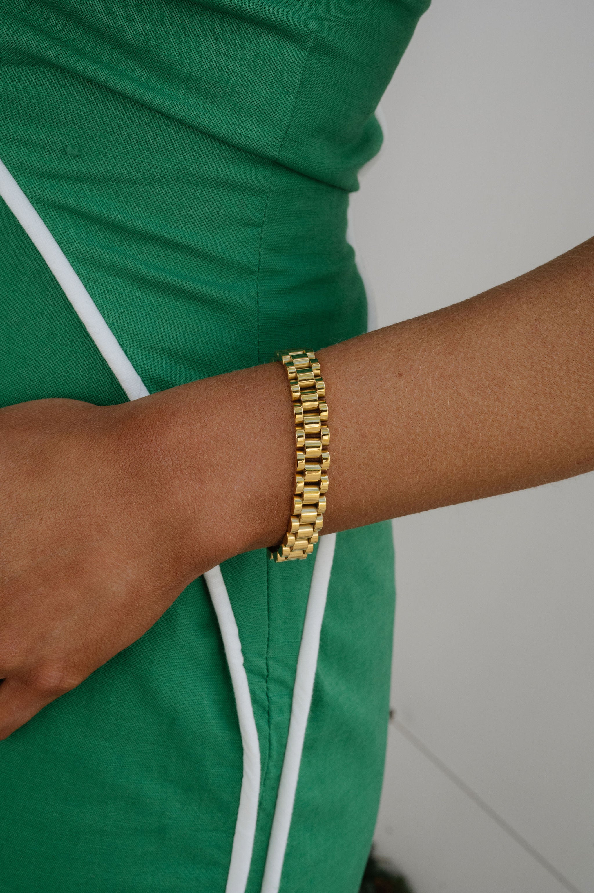 Cassidy Link Bracelet-Gold