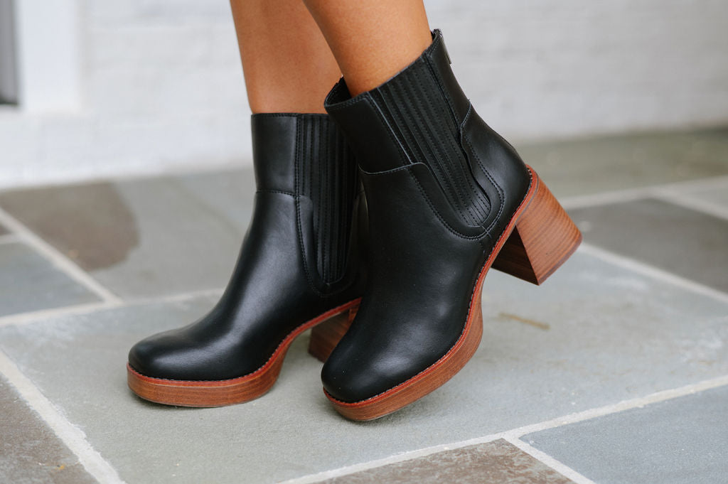 Ivanka Booties-Black