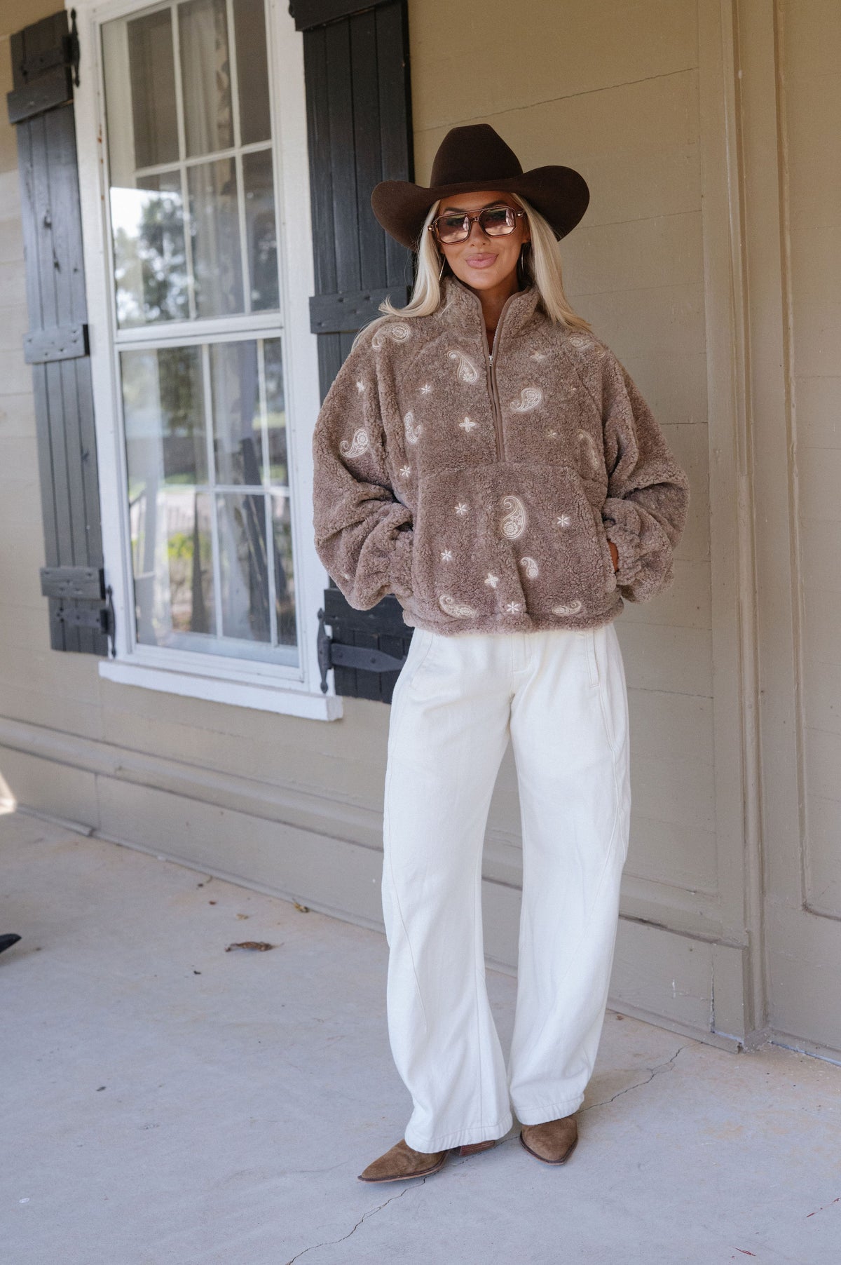 Bentley Sherpa Pullover-Mocha