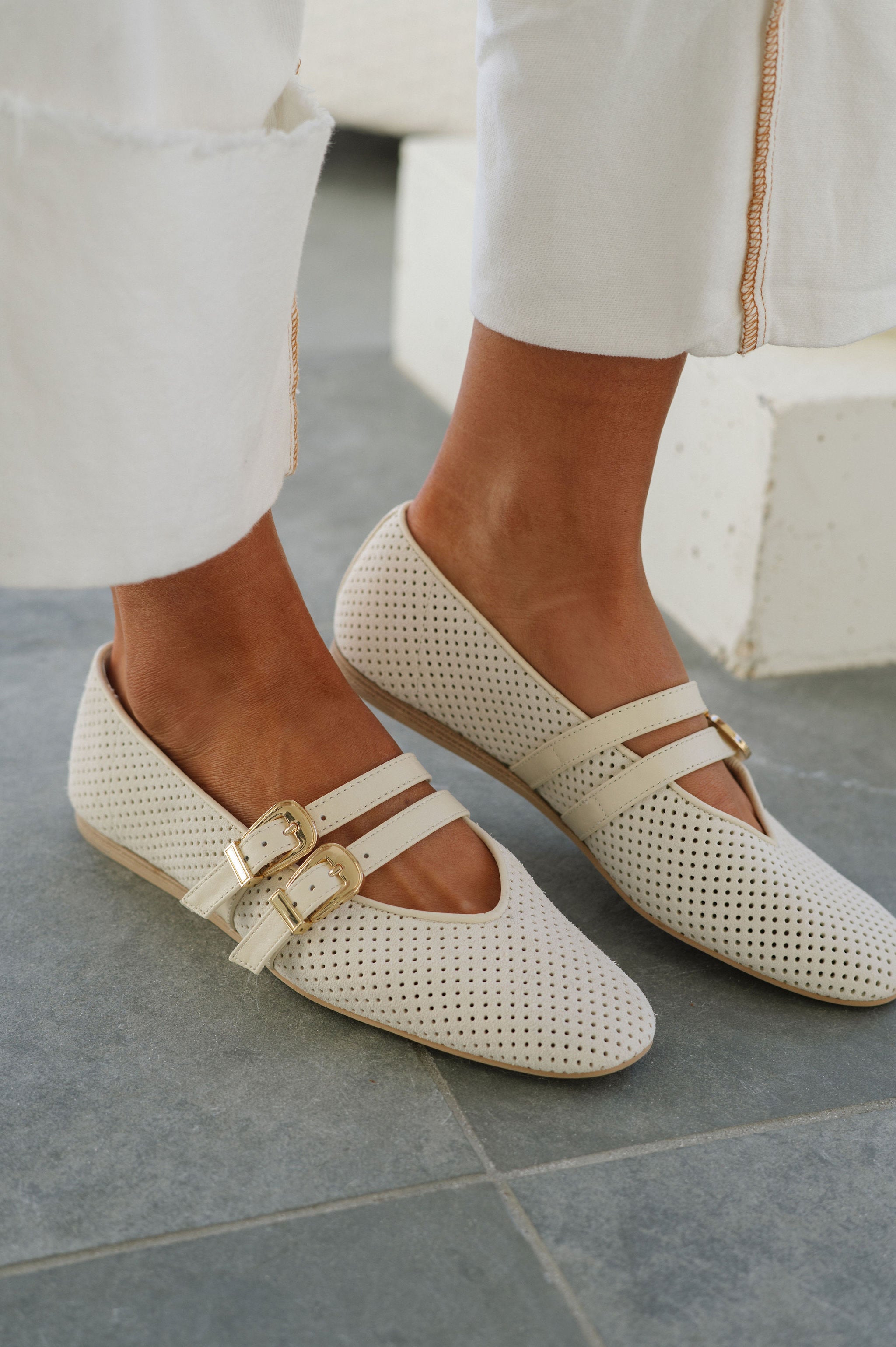 Baylee Ballet Flats-Bone/ DOLCE VITA