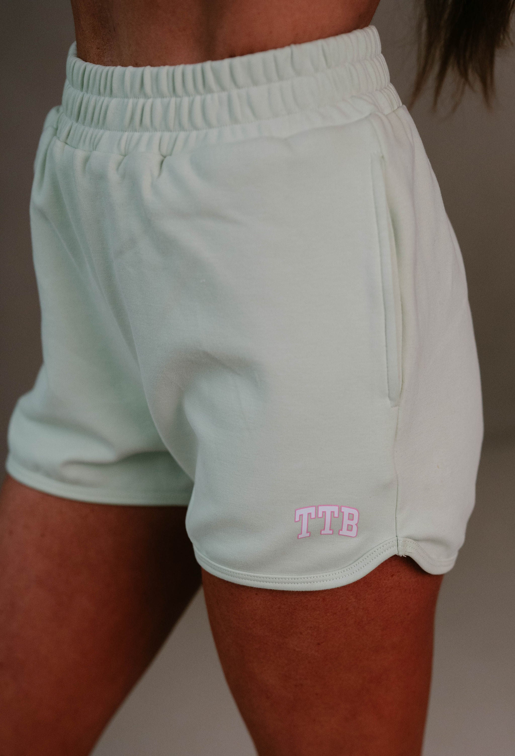 "TTB" Sweatshort-Light Green