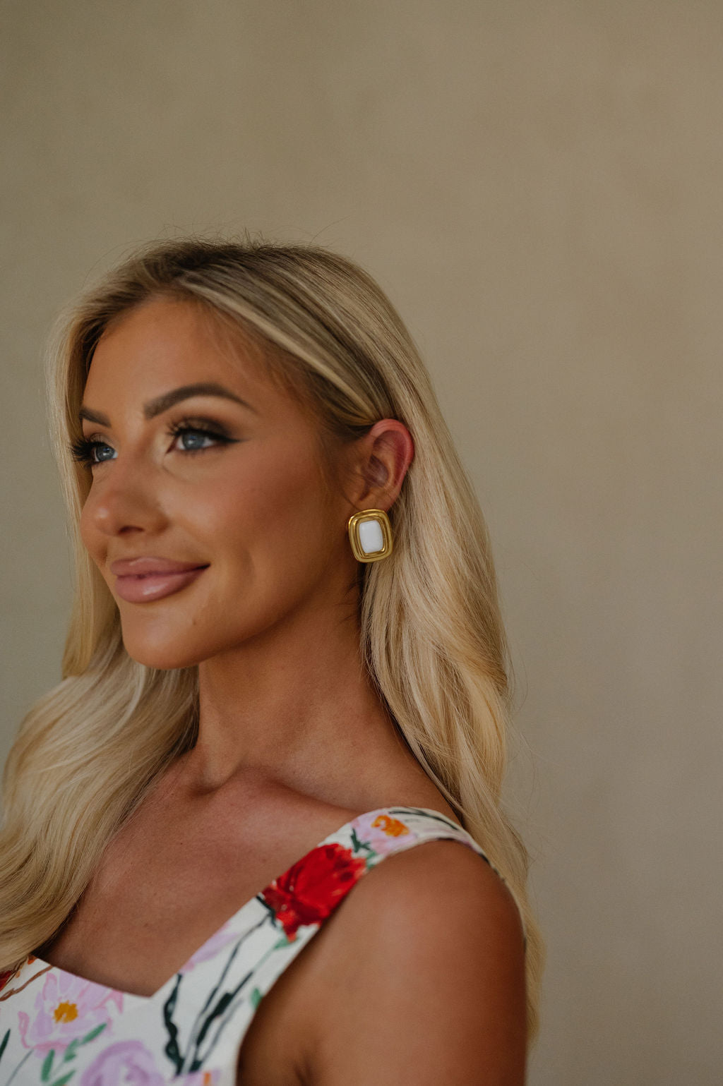 Petra Stone Earrings-White