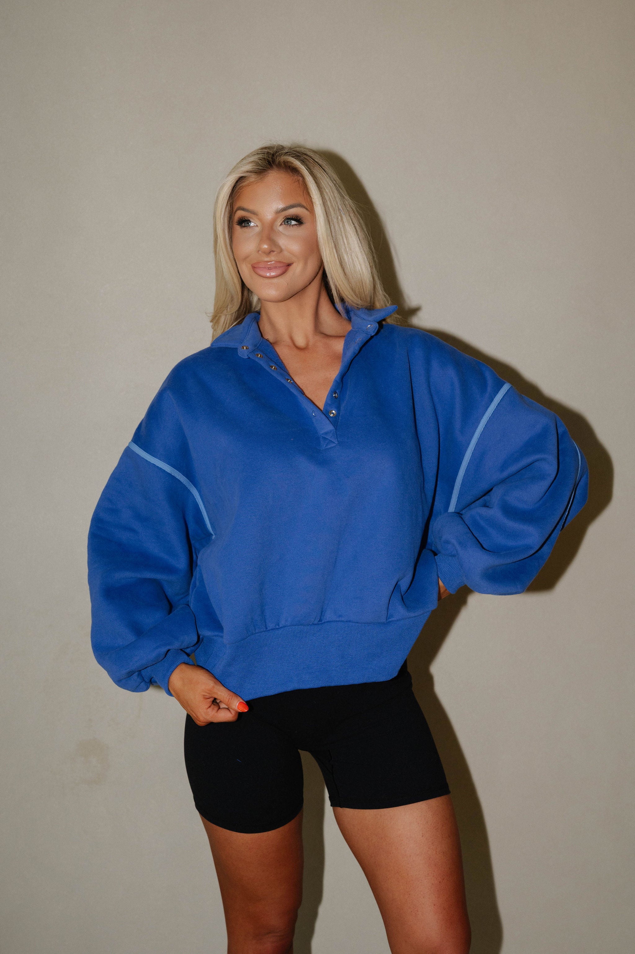 Alexa Contrast Piping Pullover-Cobalt