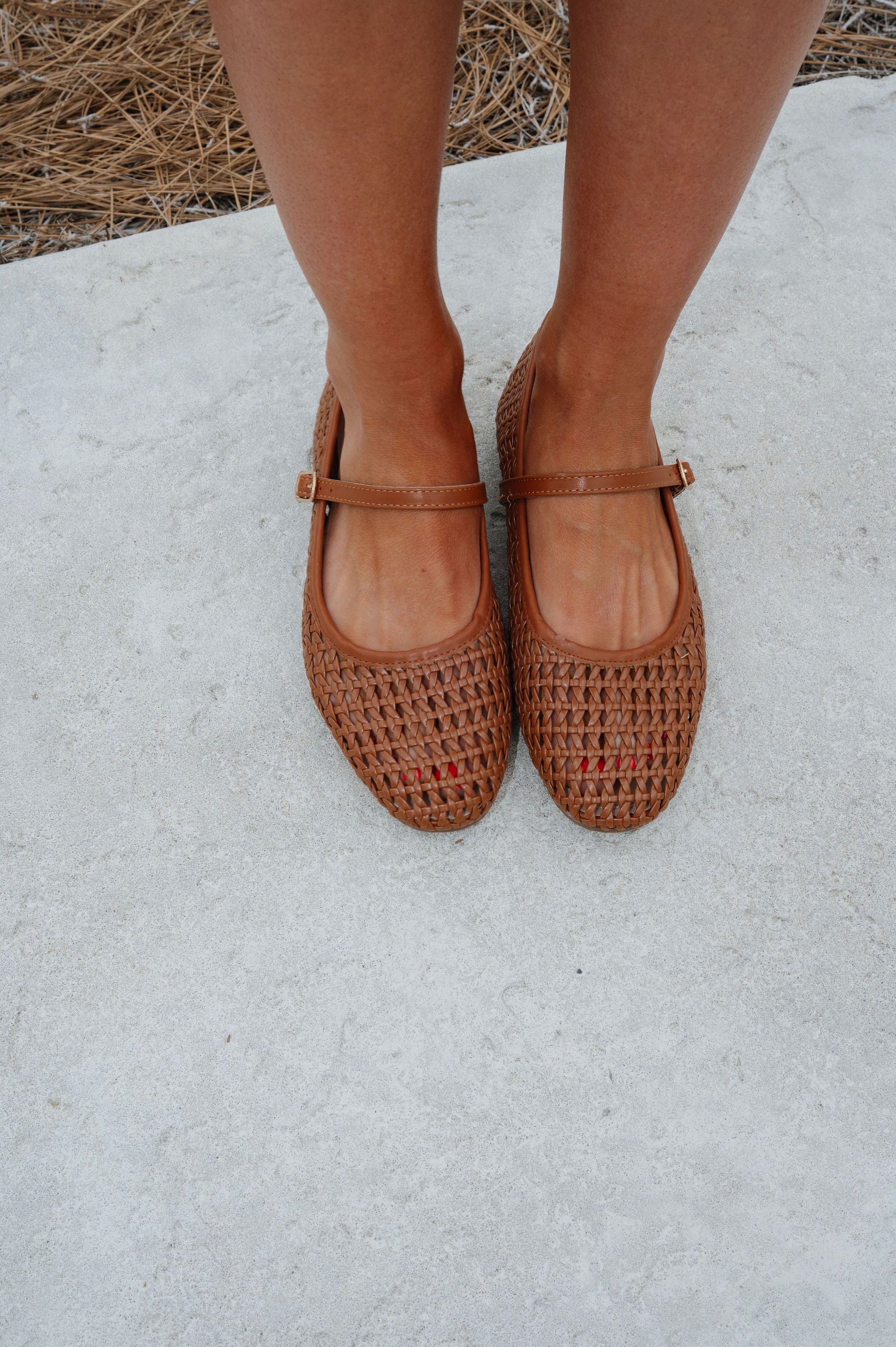 Concinnity Woven Mesh Flat-Tan