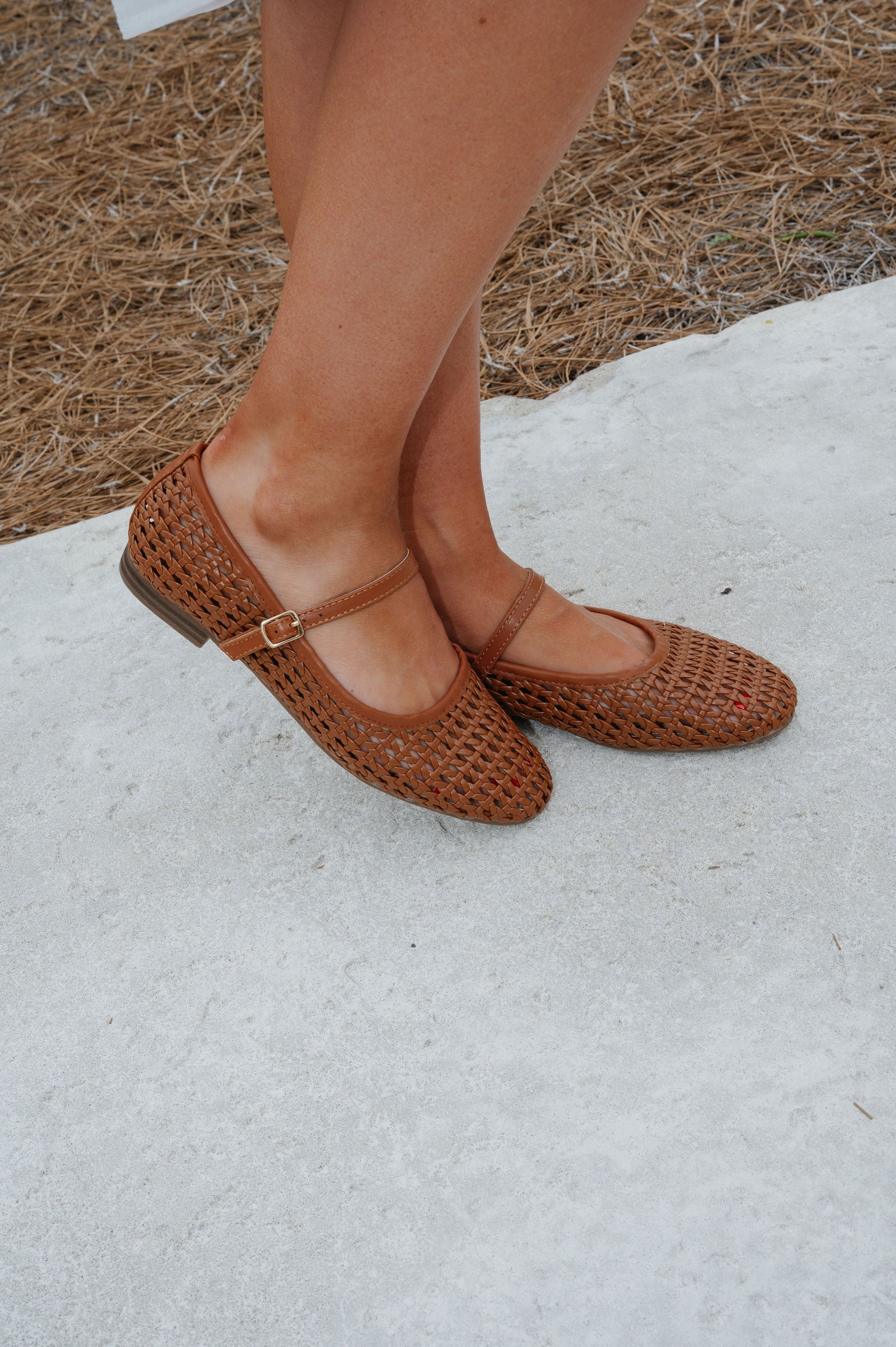 Concinnity Woven Mesh Flat-Tan