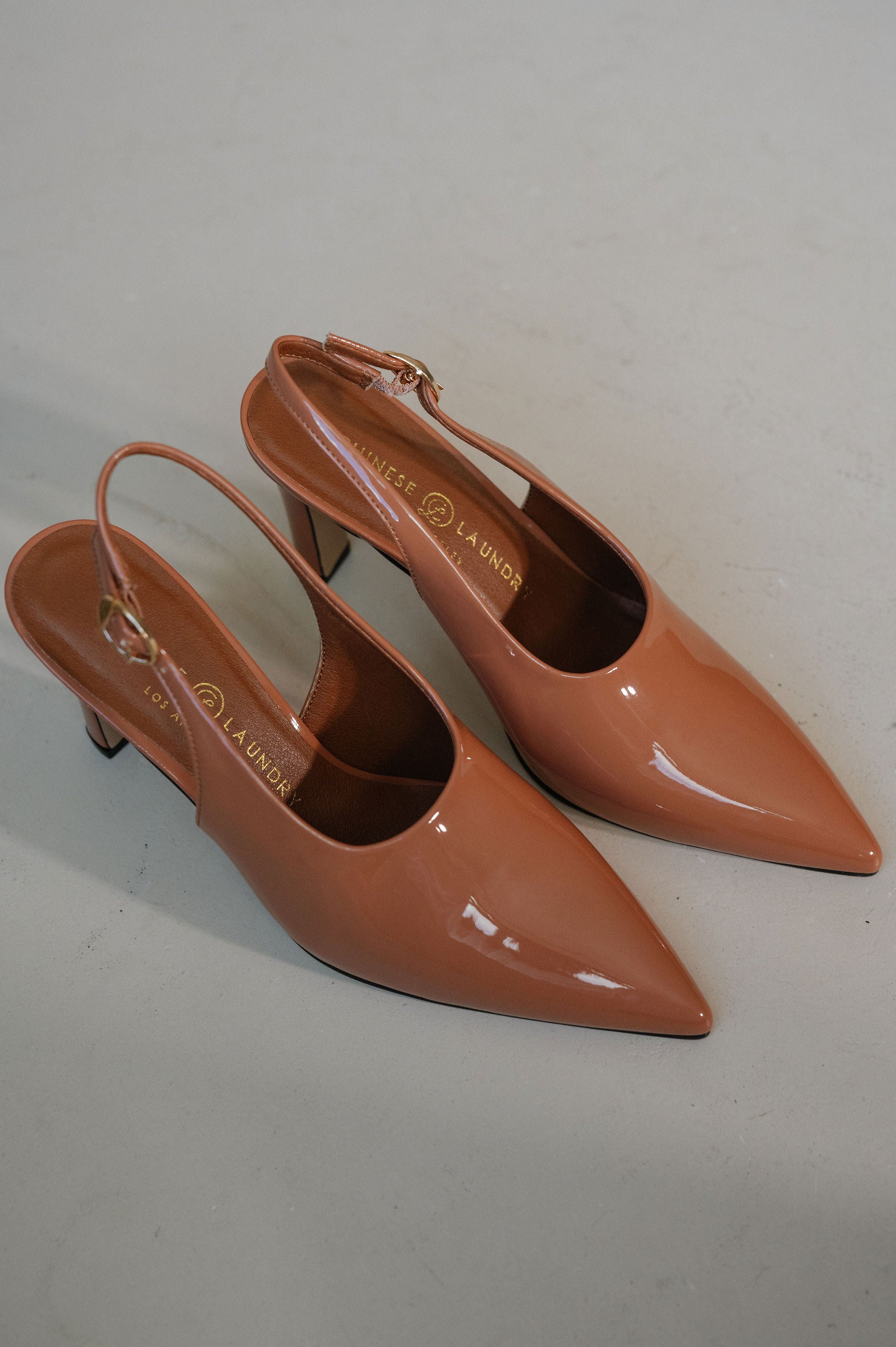 Rival Heels-Camel/MODEL PAIR SIZE 8