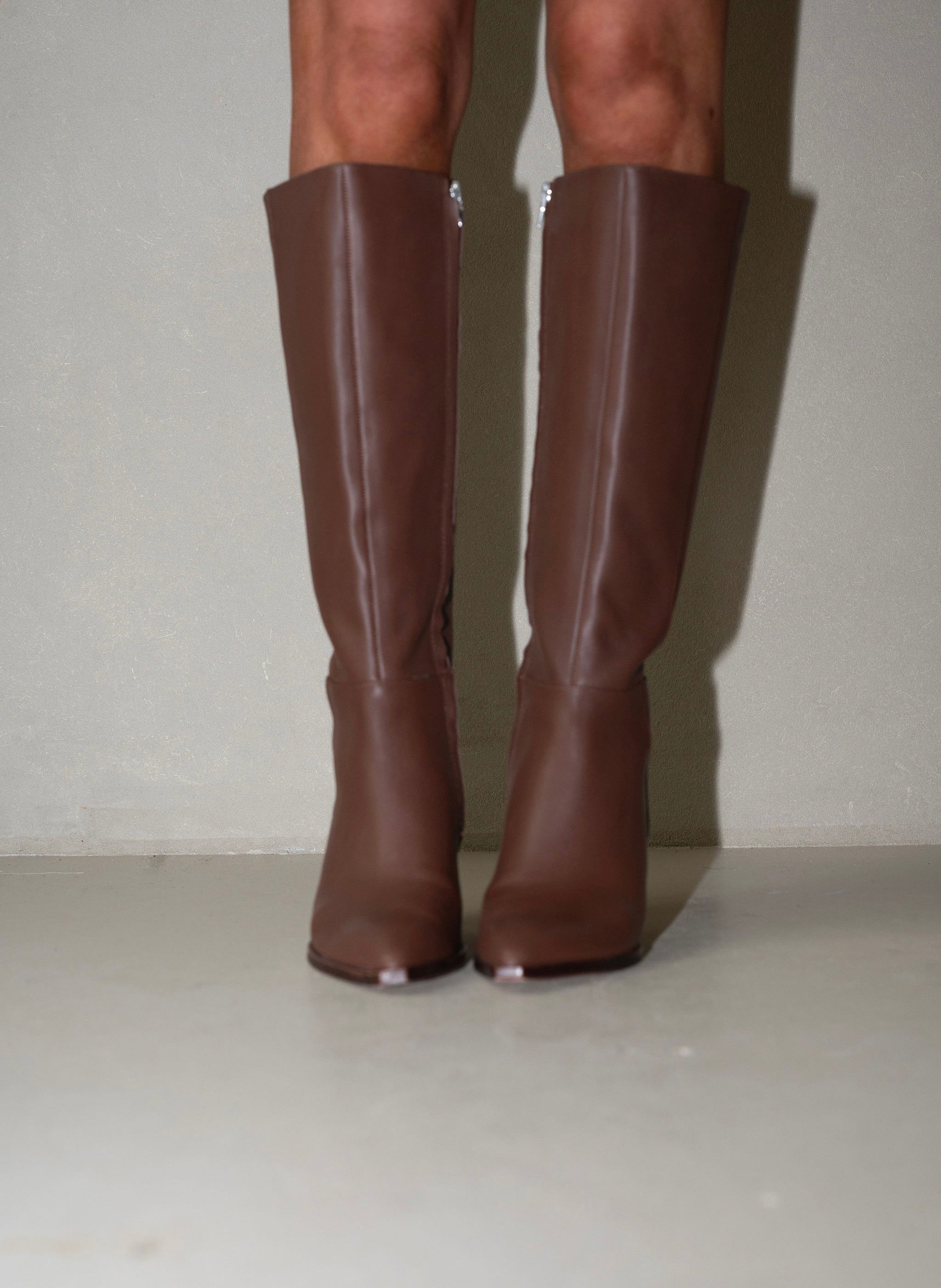 Auggie Leather Boots-Chocolate/Dolce Vita
