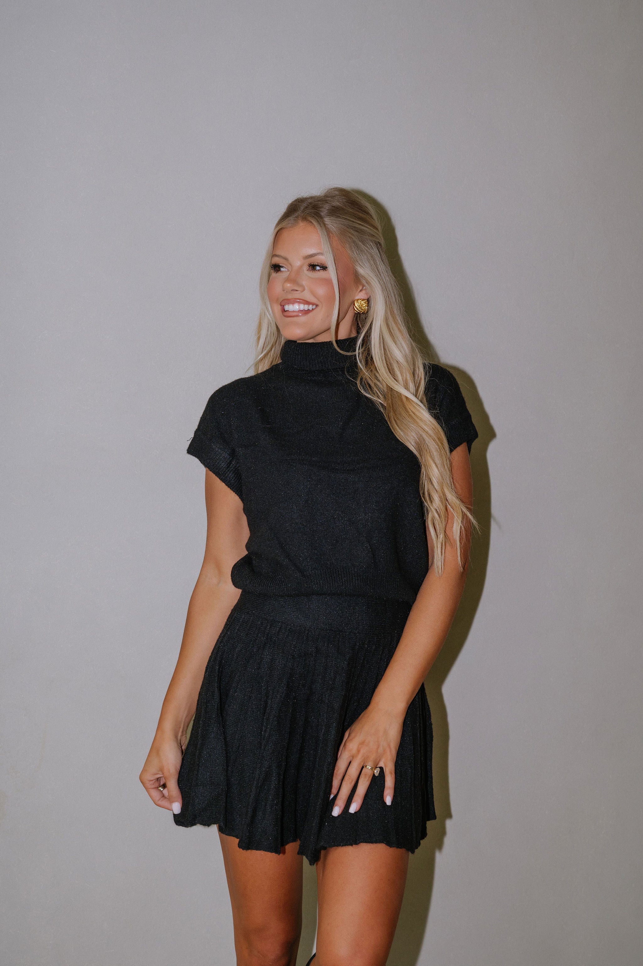 Bennet Pleated Skirt Set-Black