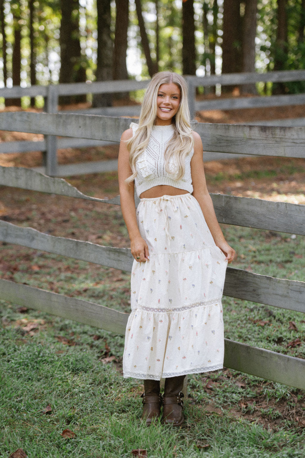 Floral Embroidered Lace Skirt-Cream