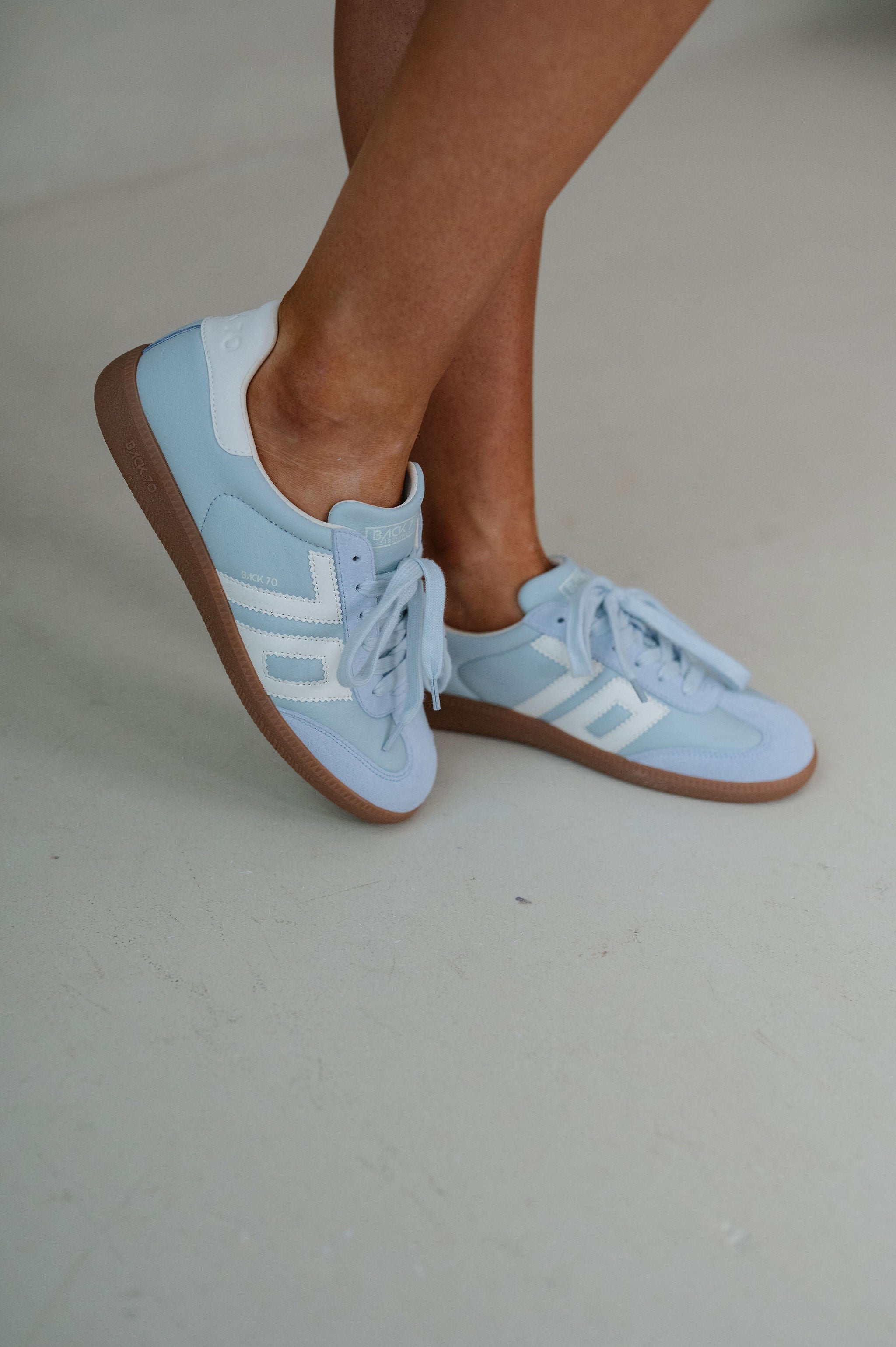 Back 70 Cloud Sneakers-Light Sky