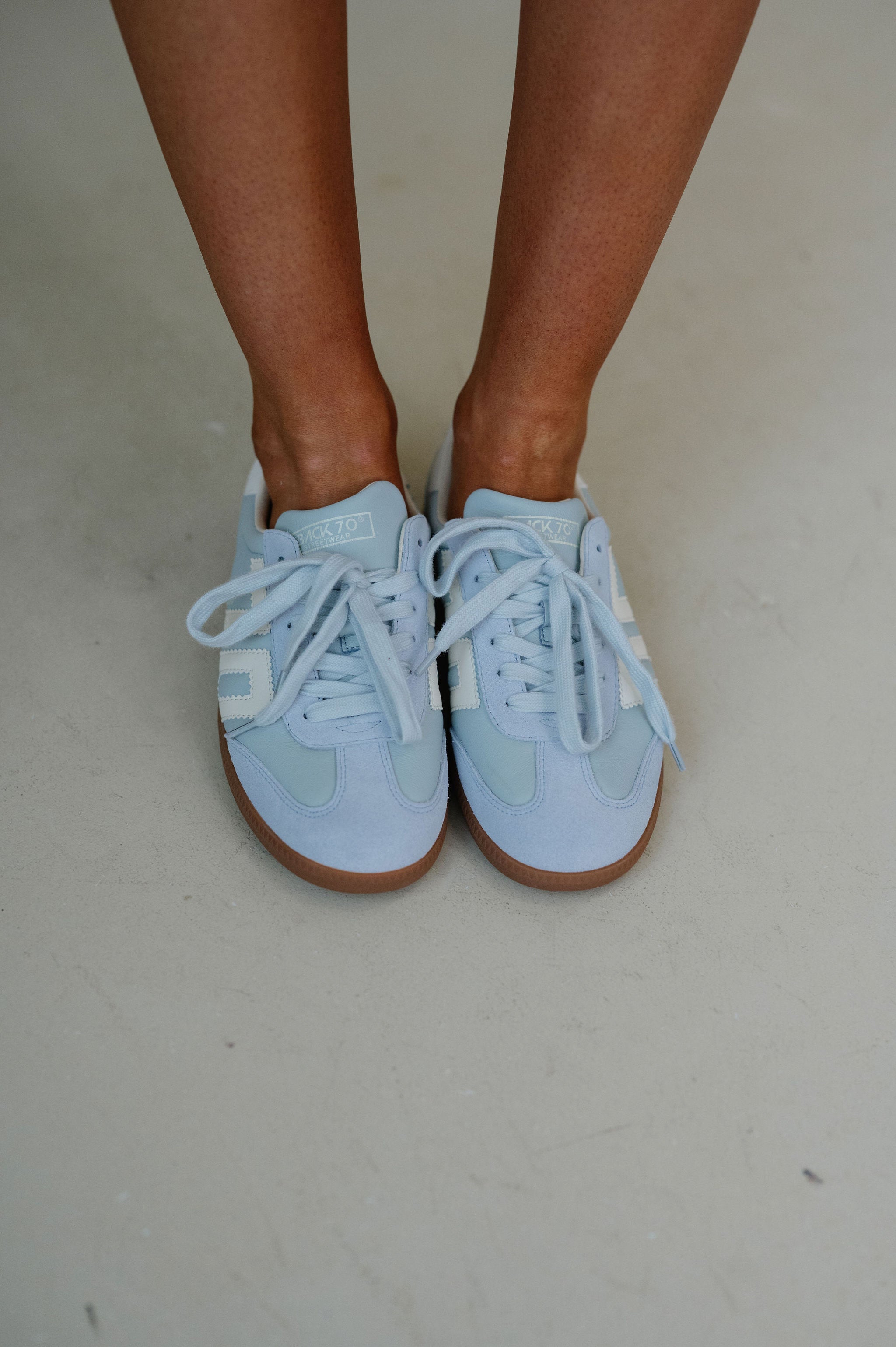 Back 70 Cloud Sneakers-Light Sky