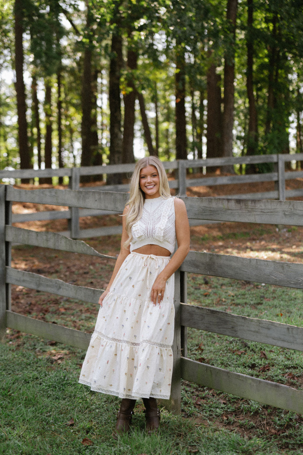 Floral Embroidered Lace Skirt-Cream