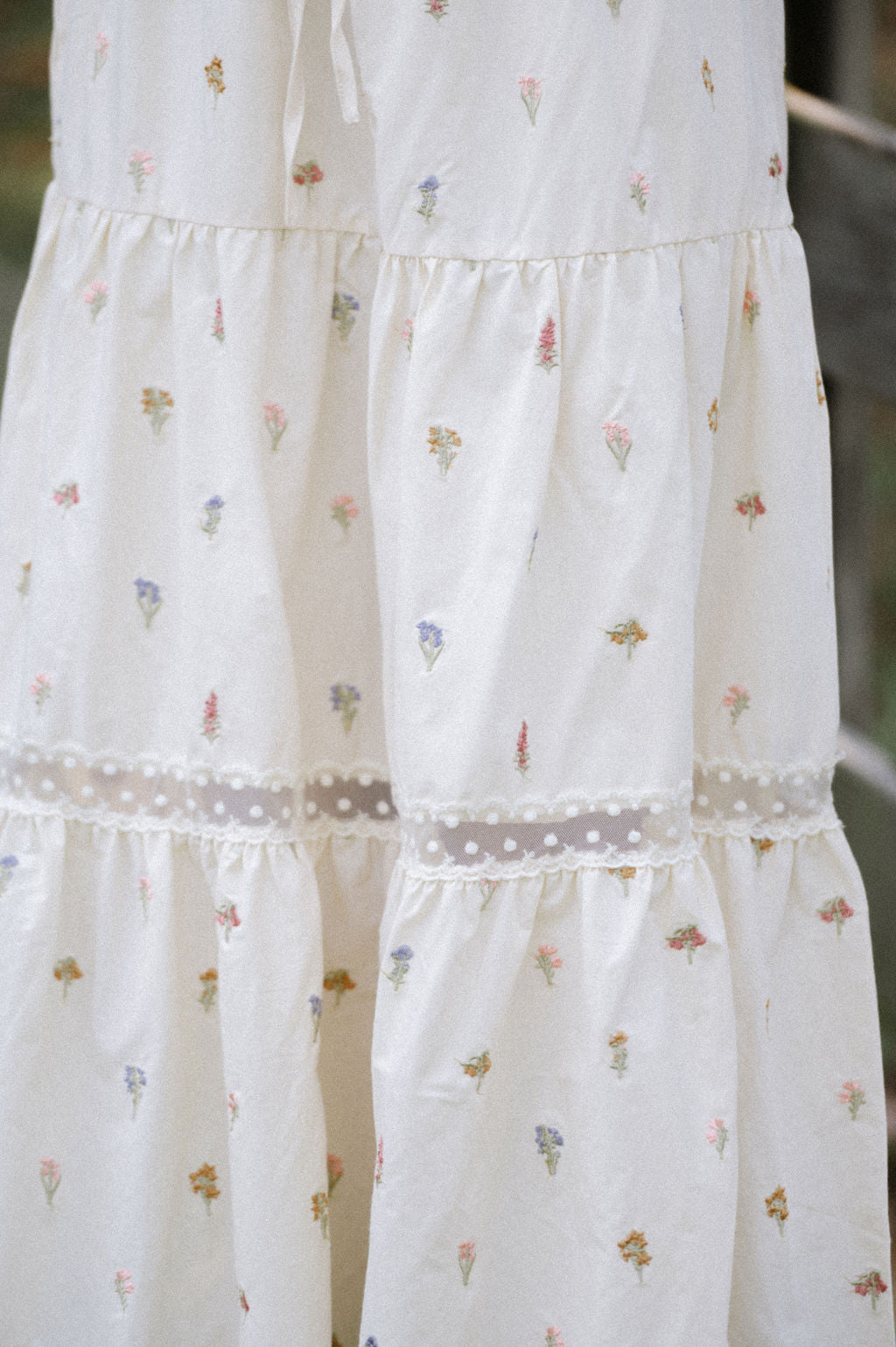 Floral Embroidered Lace Skirt-Cream