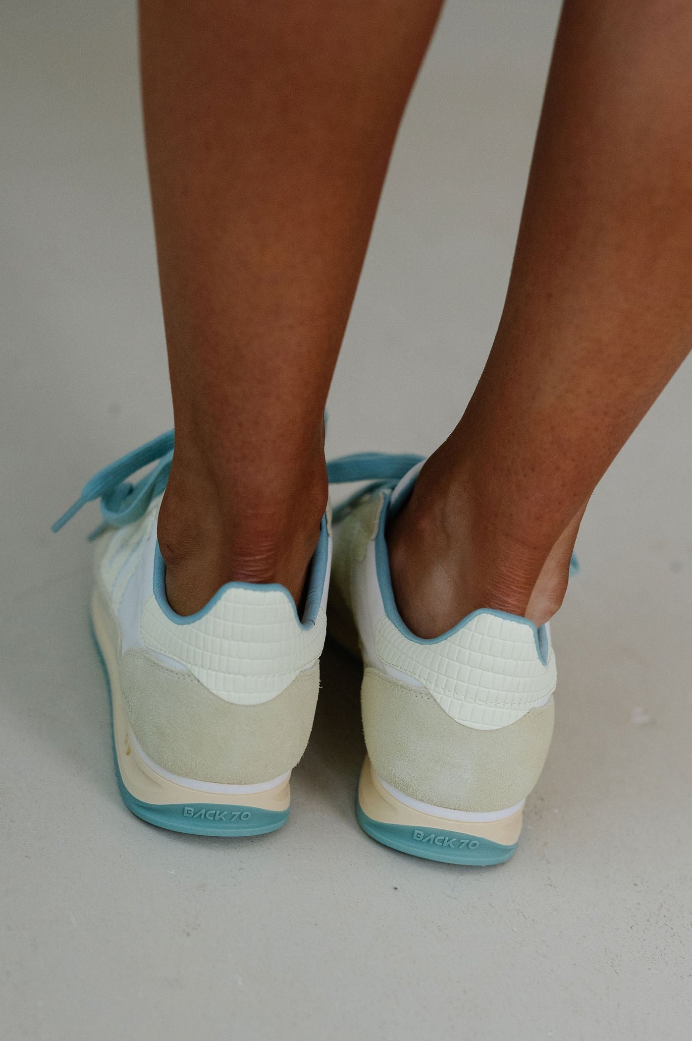 Back 70 Jogger Sneakers-Light Yellow