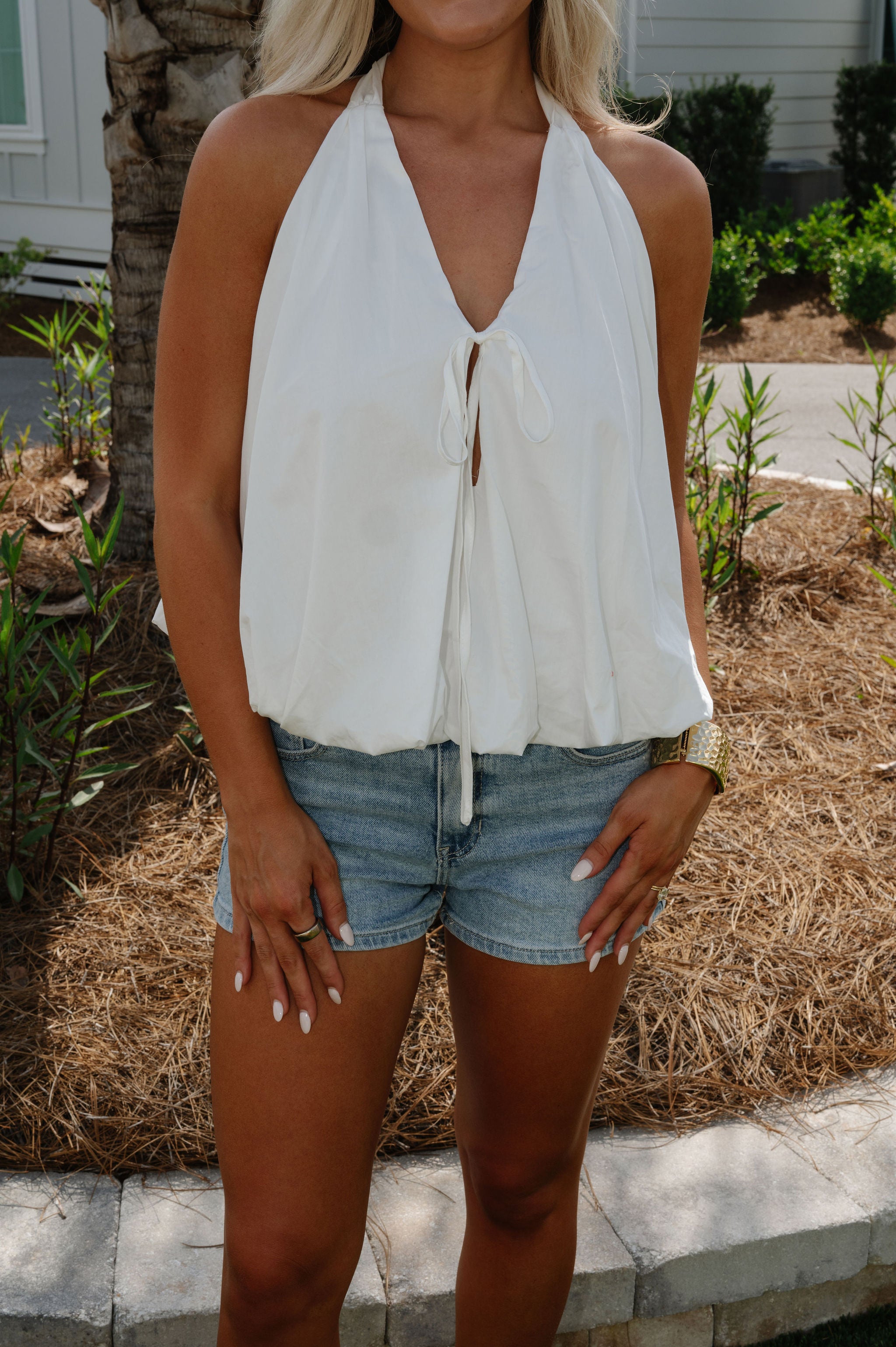 Max Bubble Halter Top-White