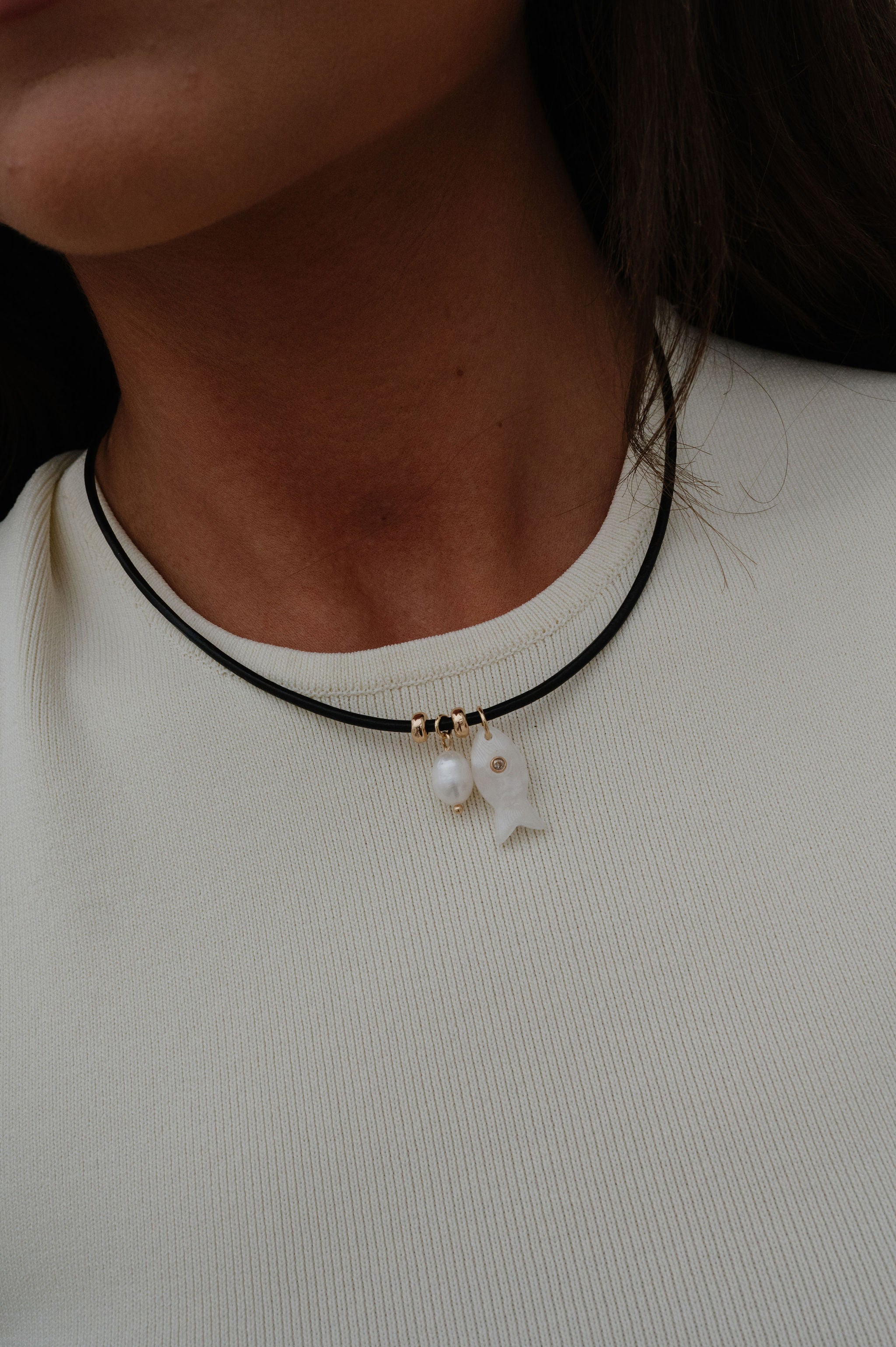 Fish Leather Necklace-White/Black