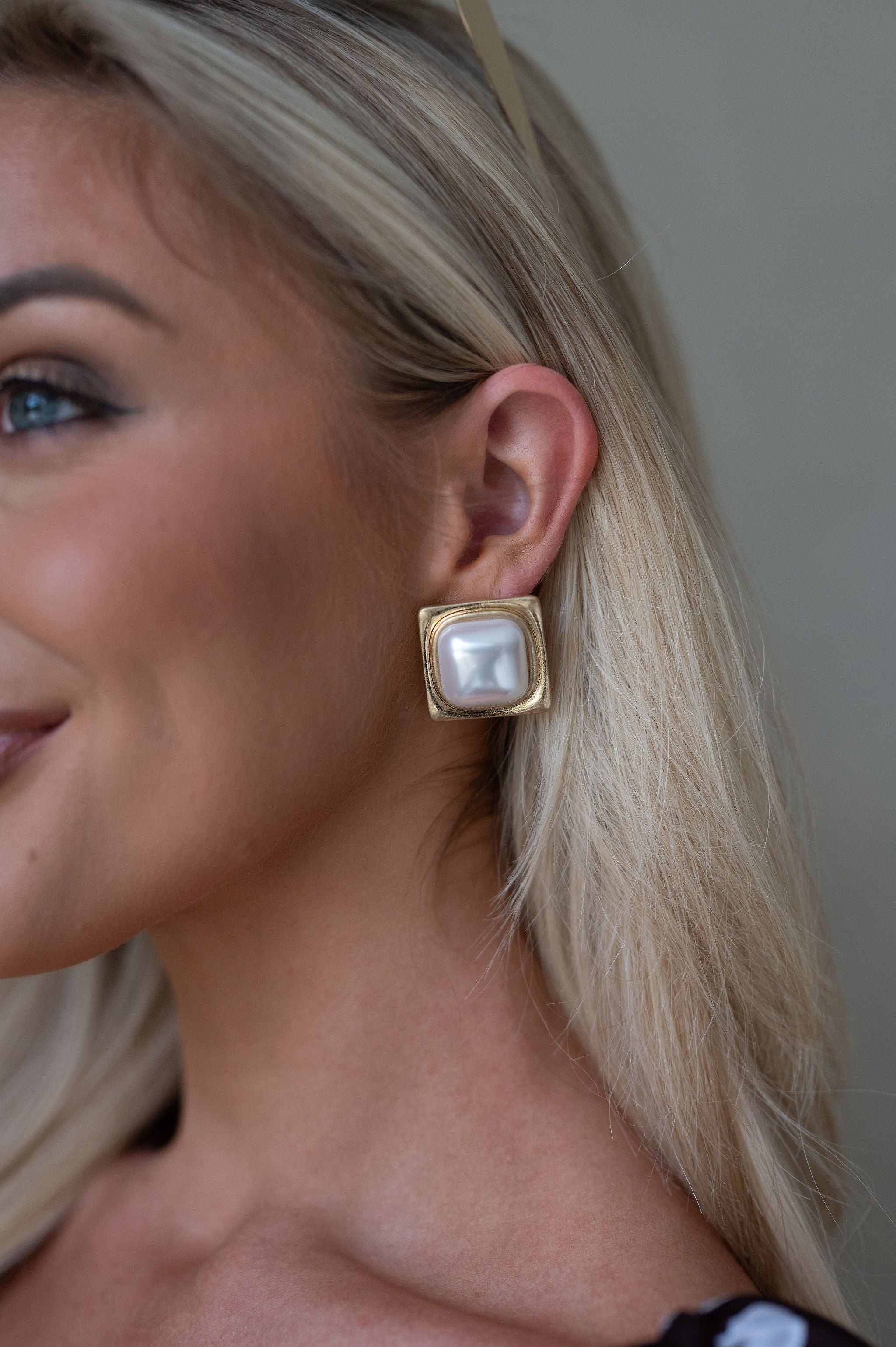 Vintage Pearl Square Studs