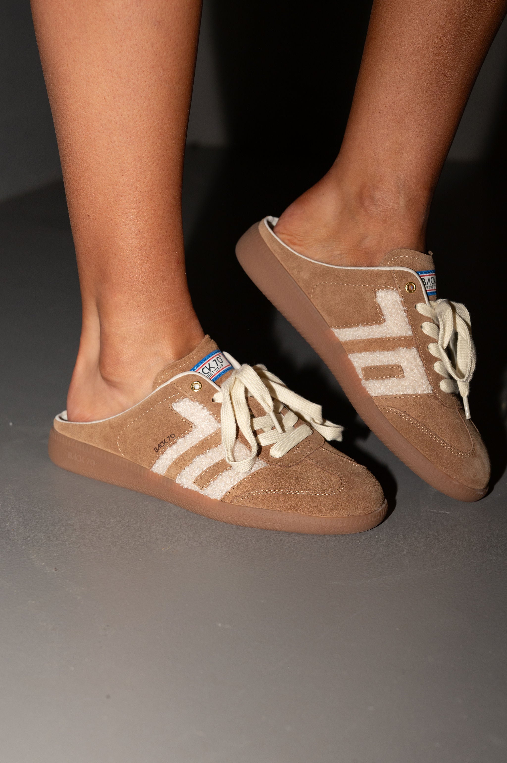 Back70 Slide Sneakers-Easter